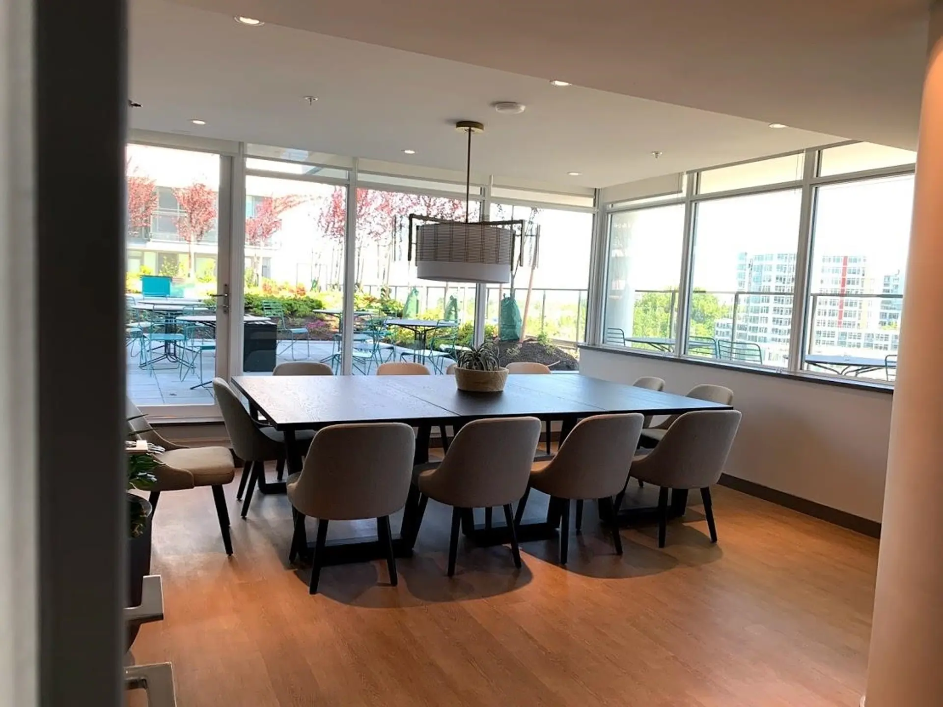 Property at #903 3331 NO. 3 ROAD, Richmond, BC