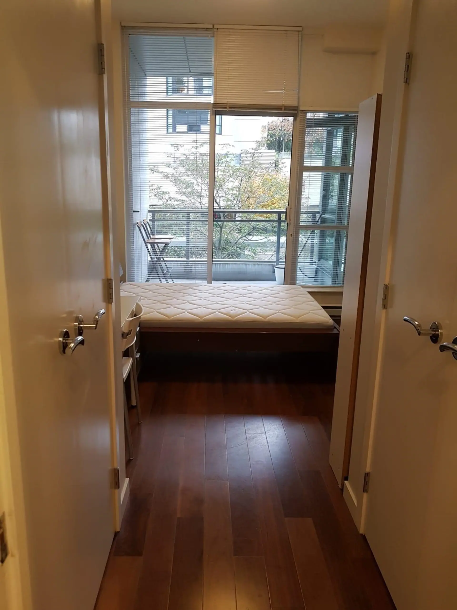 #412 1205 Howe Street - Image 4