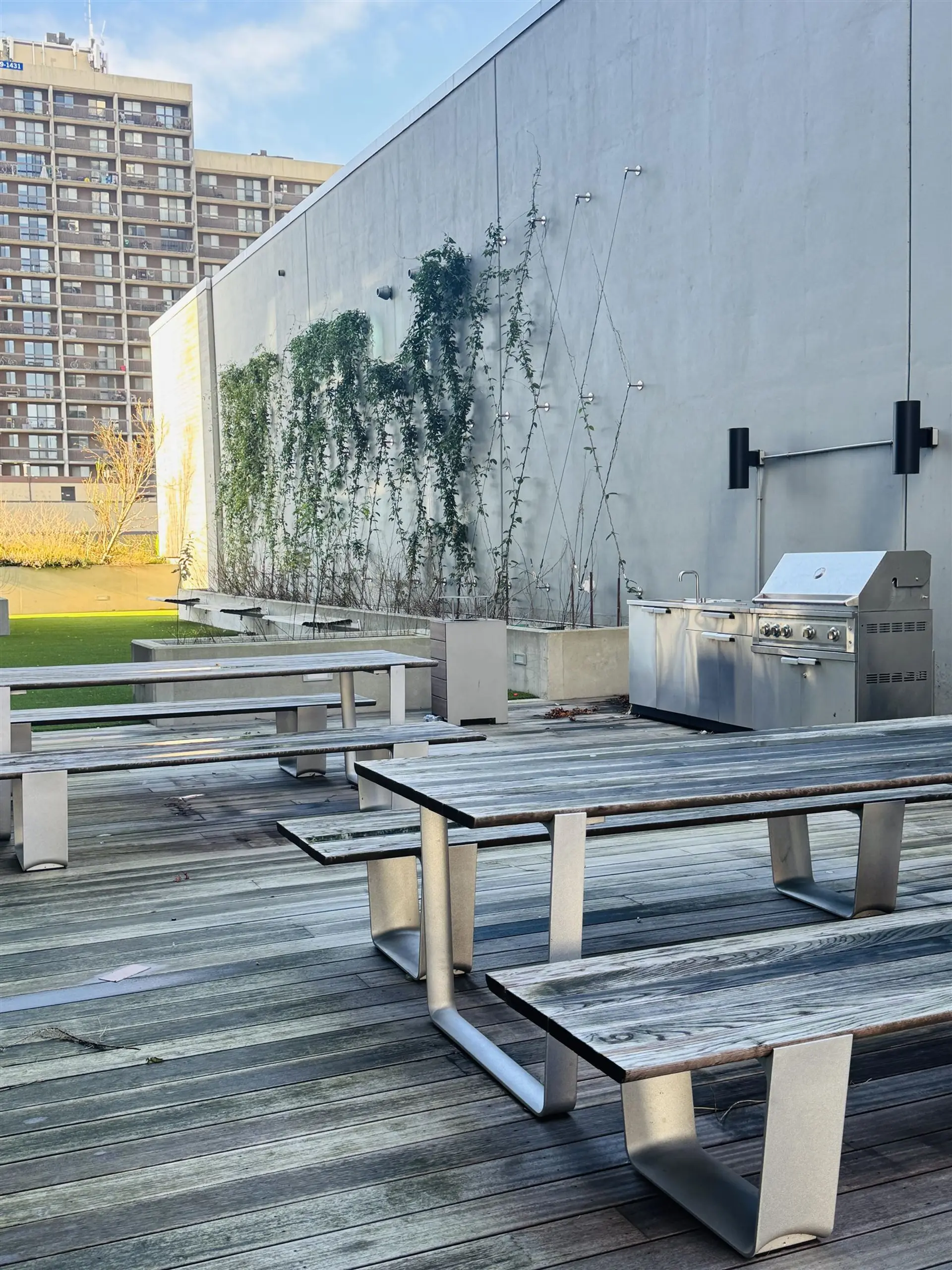 Property at #3102 13615 FRASER HIGHWAY, Surrey, BC