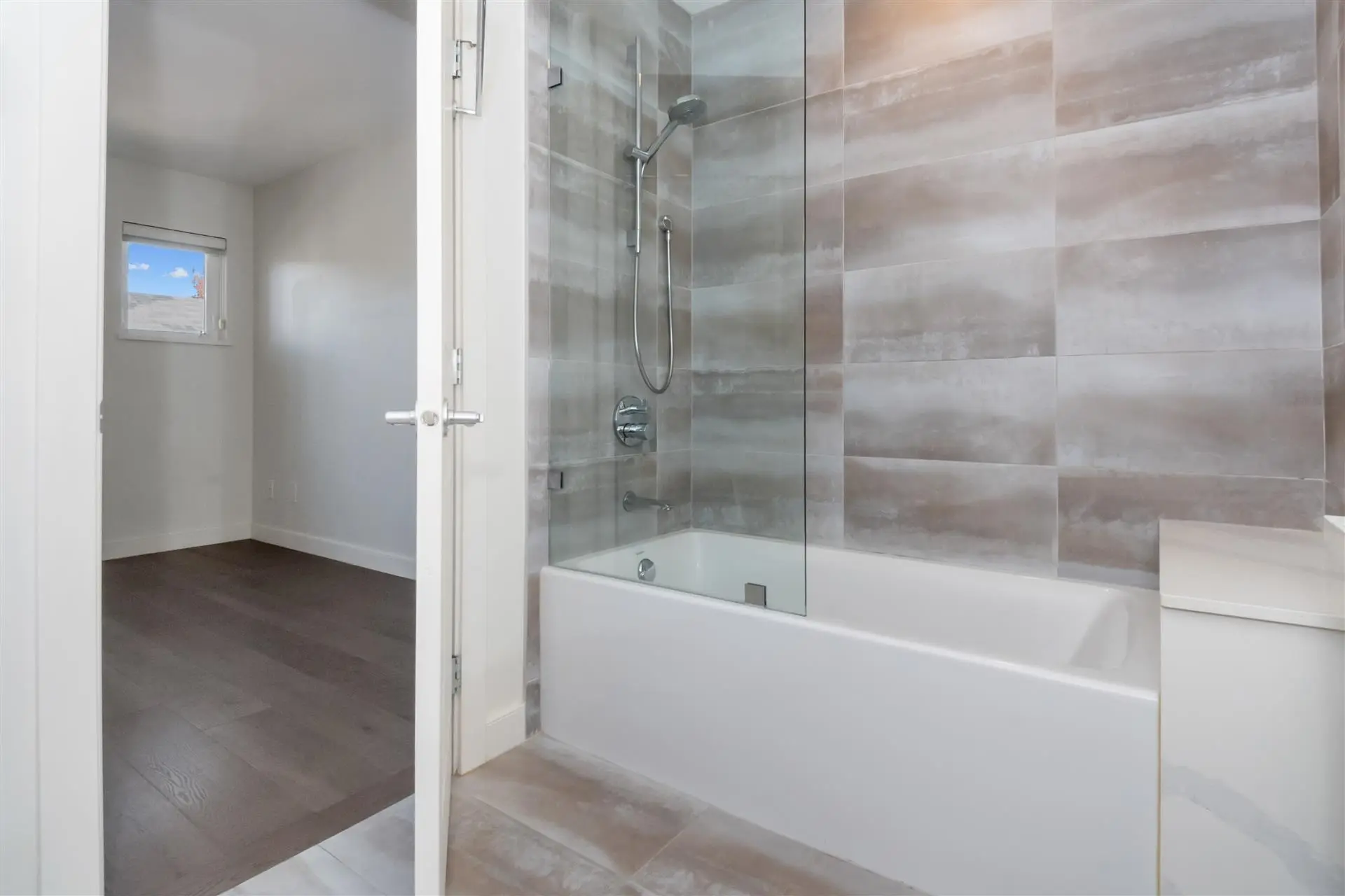 765 W 42nd Avenue - Image 7