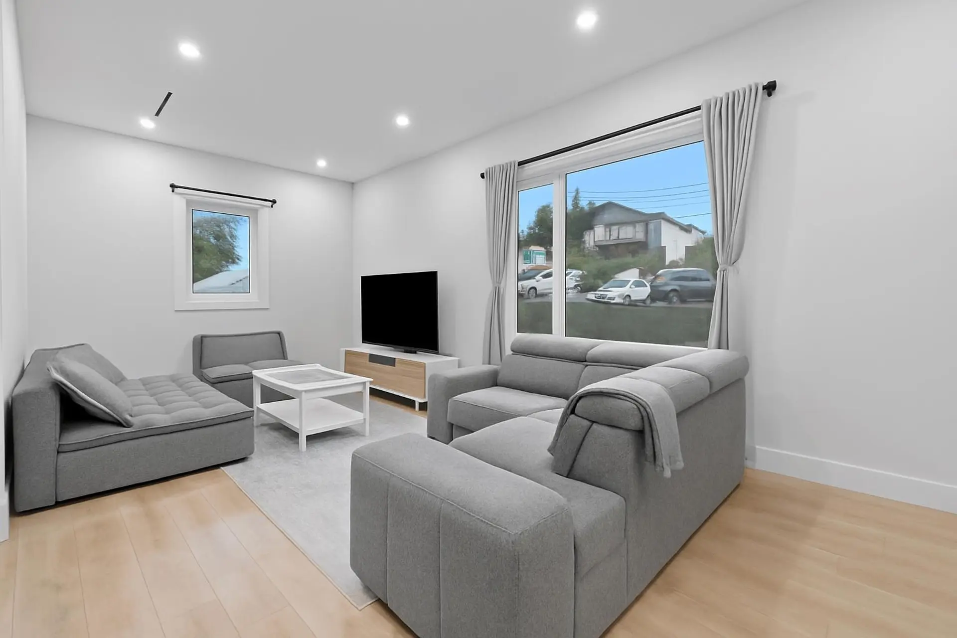 Property at 5499 MANOR STREET, Burnaby, BC