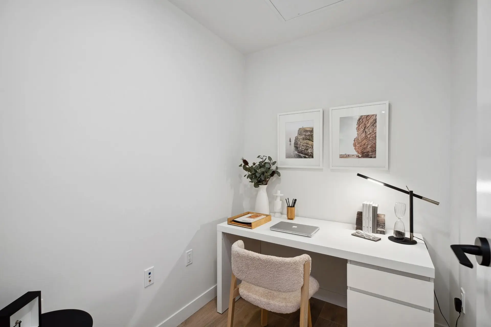 #112 715 Ducklow Street - Image 6