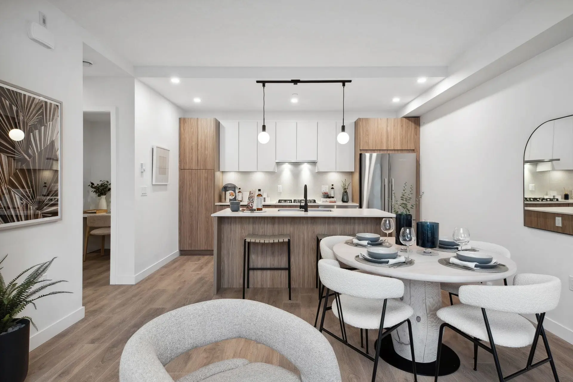 #112 715 Ducklow Street - Image 5