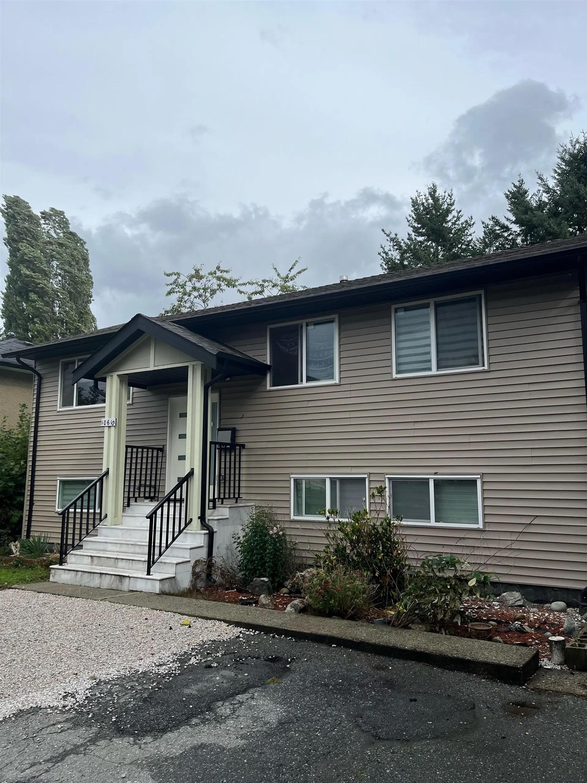 10610 141 Street - Image 14