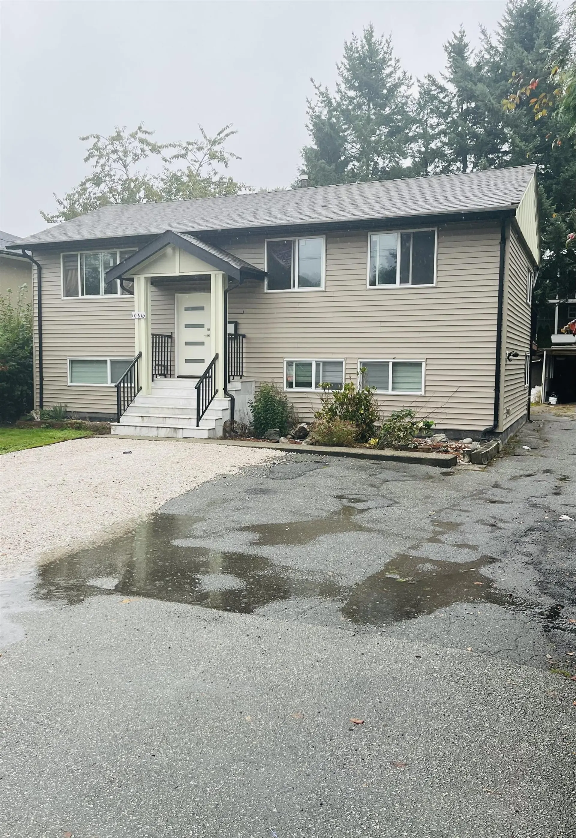 10610 141 Street - Image 13