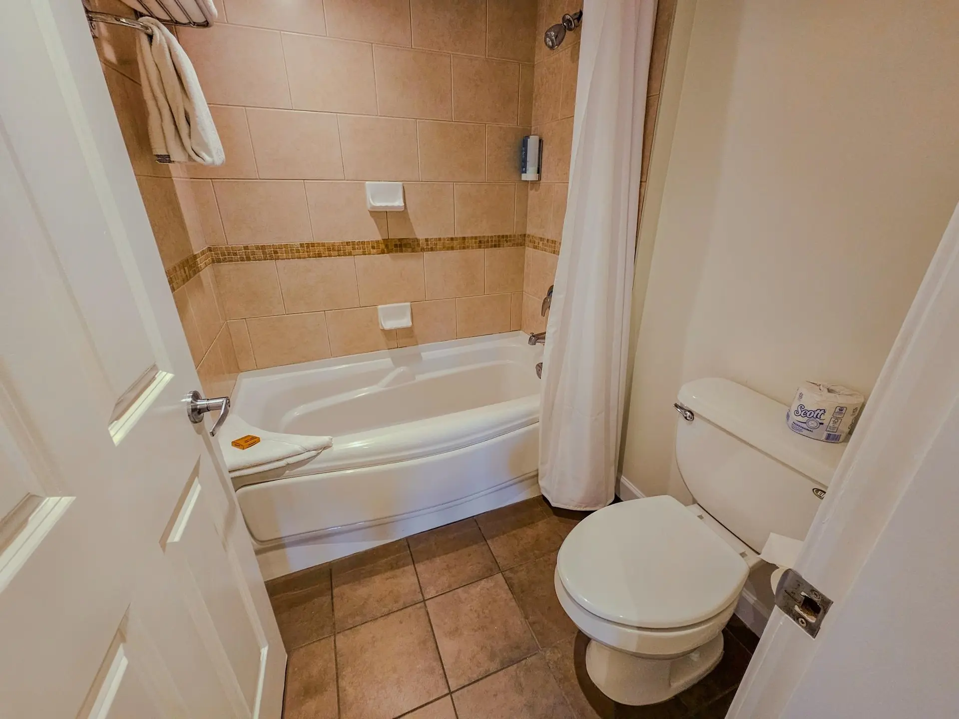 Property at #407 40900 TANTALUS ROAD, Squamish, BC