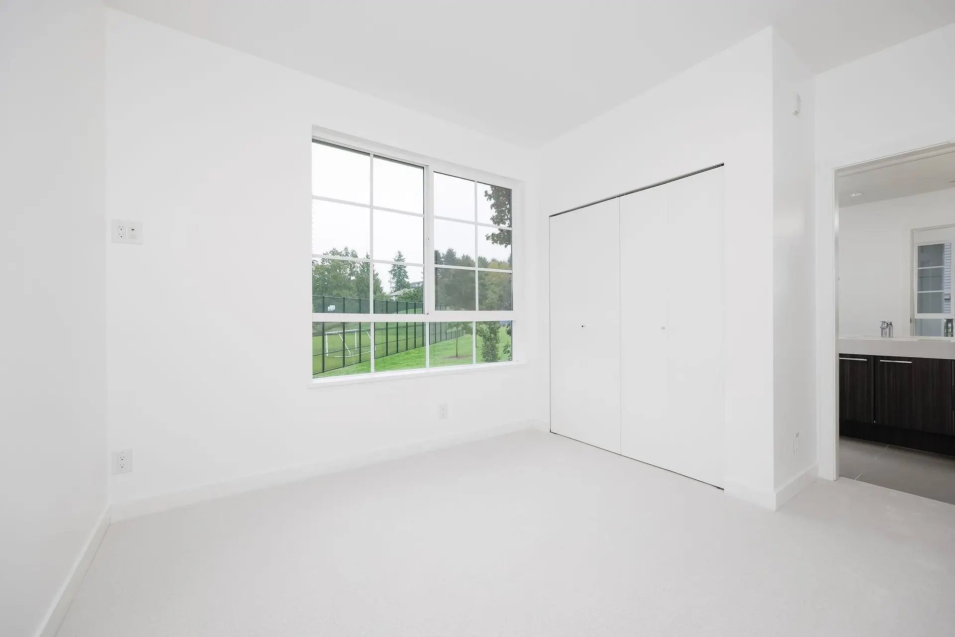 #207 555 Foster Avenue - Image 11