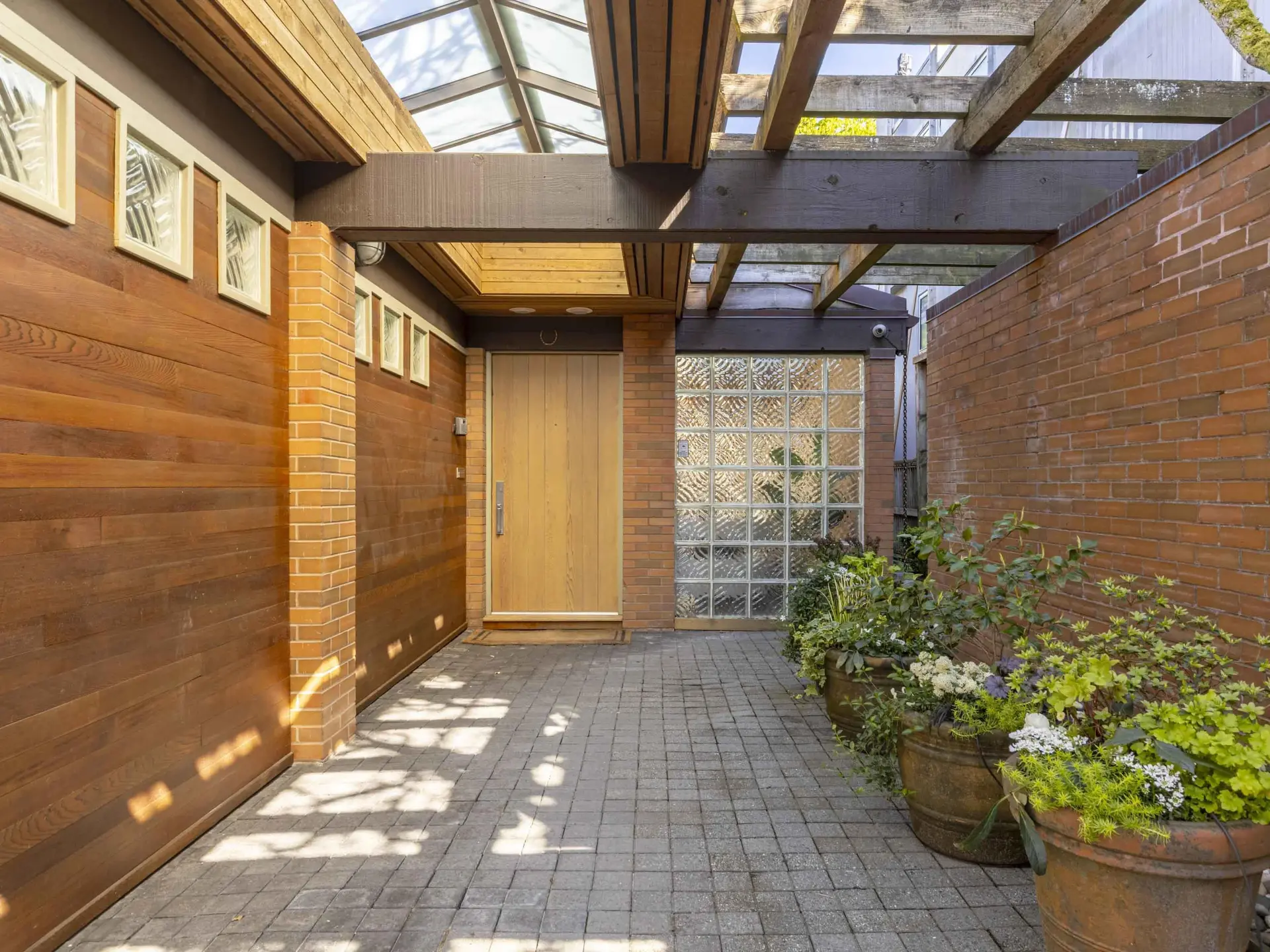 5012 Maple Street - Image 2