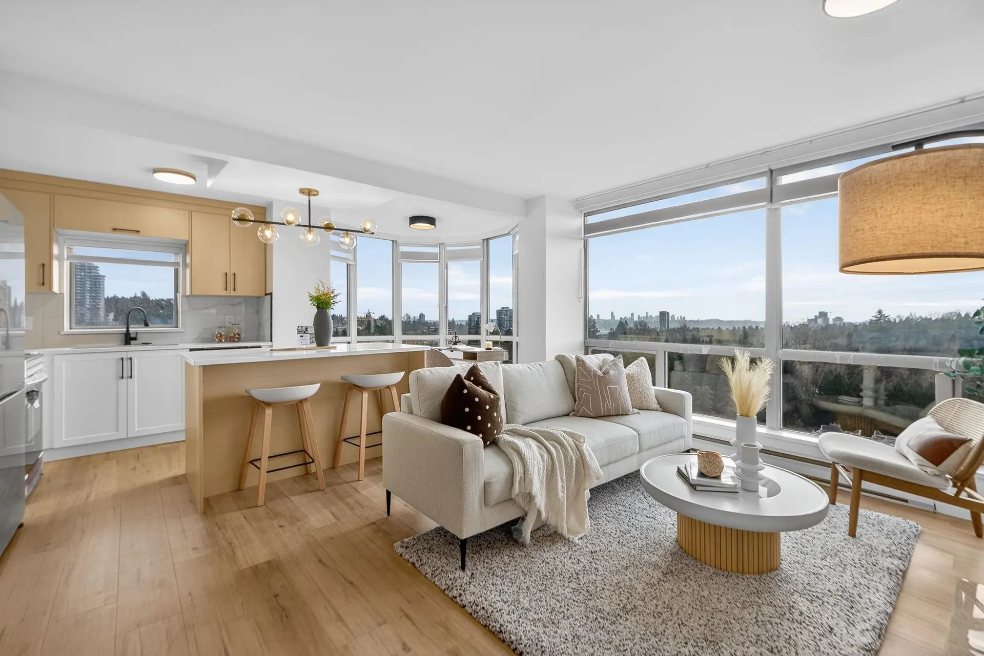 #1105 9623 Manchester Drive - Image 1