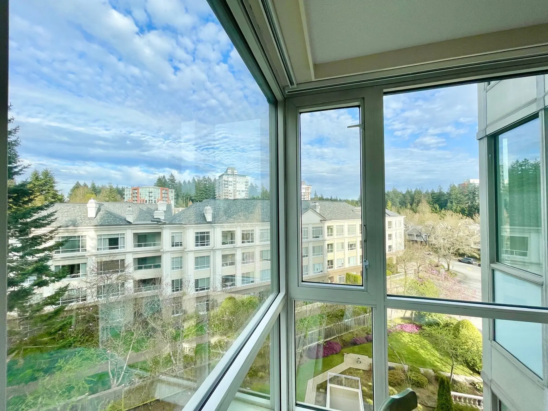 #707 5775 Hampton Place - Image 9
