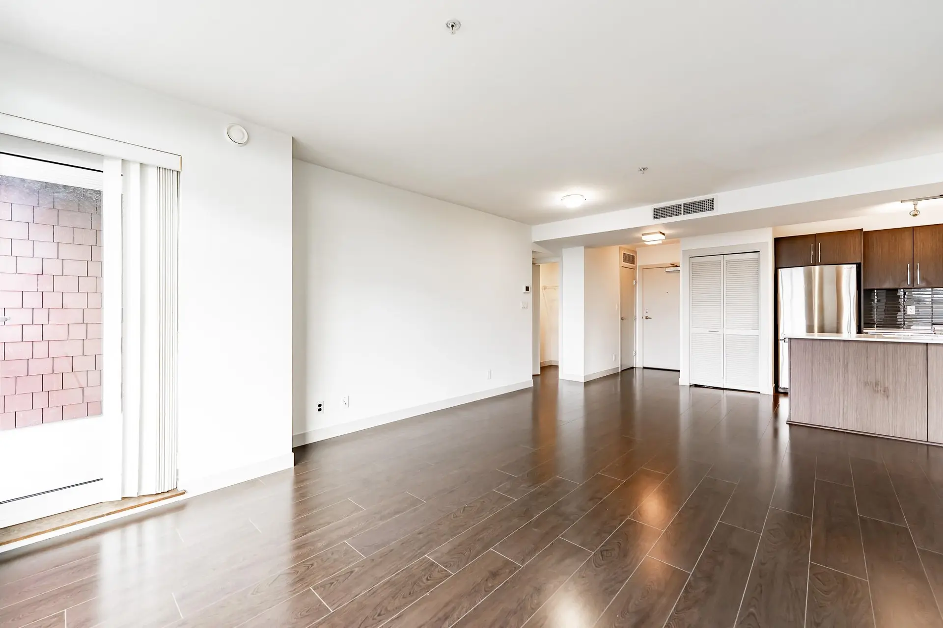 #407 10020 Dunoon Drive - Image 3