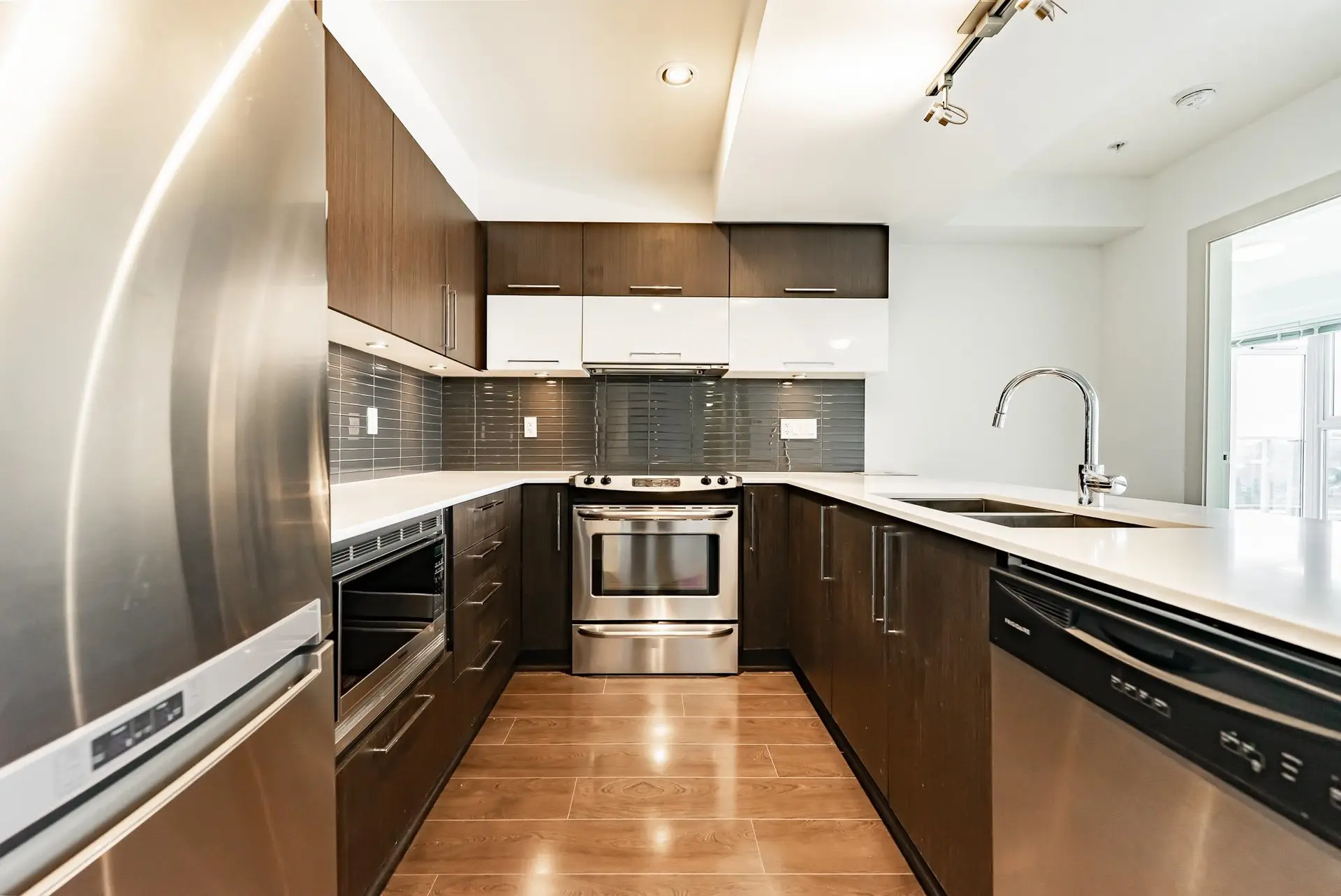 #407 10020 Dunoon Drive - Image 4