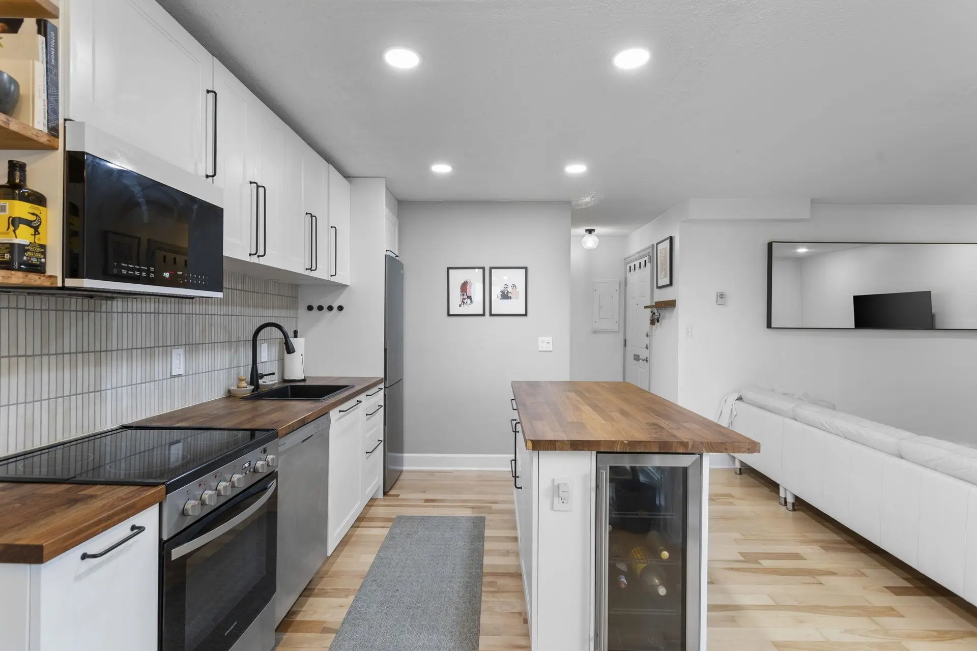 #104 1045 W 8th Avenue - Image 9