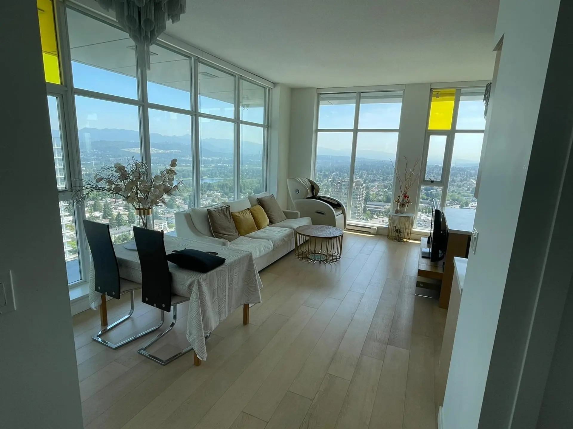 #4003 6588 Nelson Avenue - Image 6