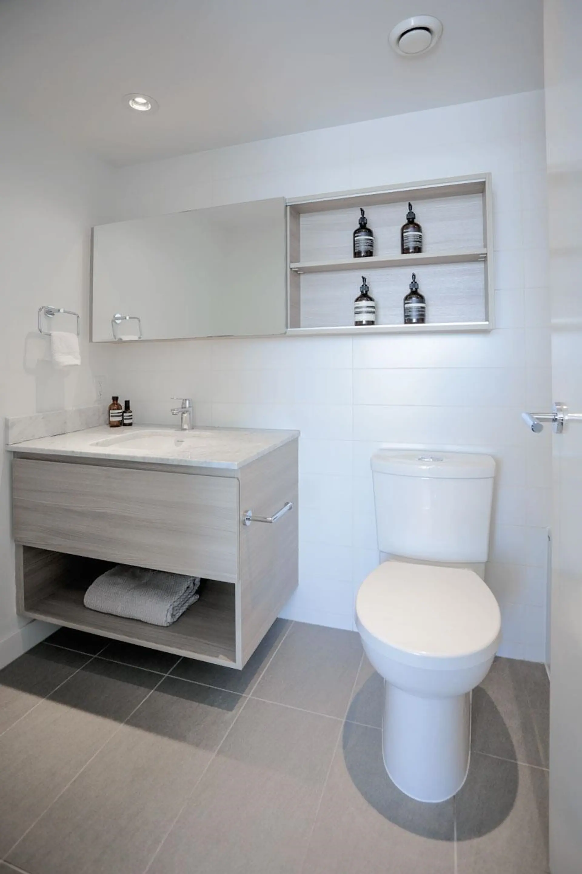 Property at #1211 988 QUAYSIDE DRIVE, New Westminster, BC