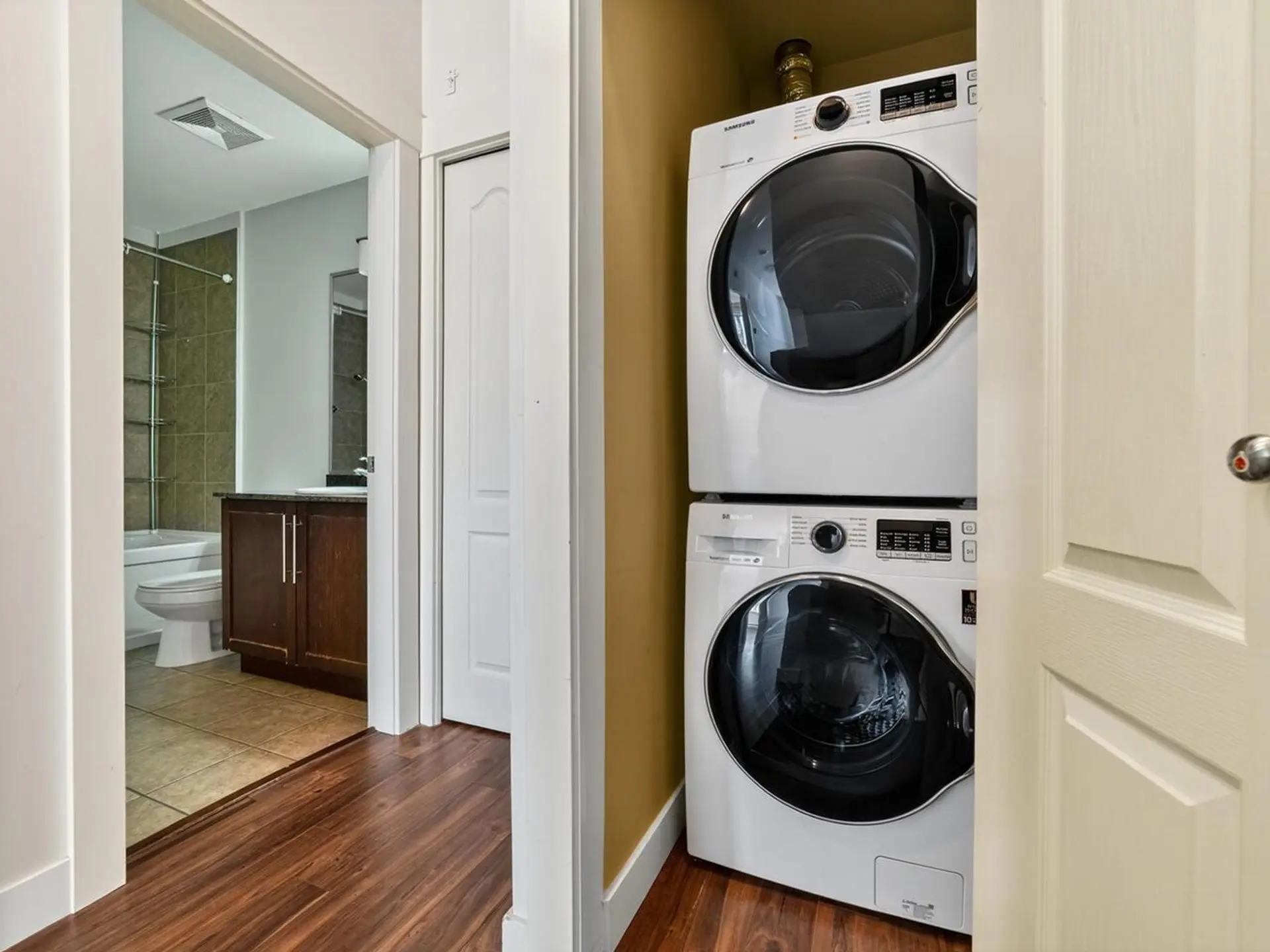 #23 6538 Elgin Avenue - Image 10