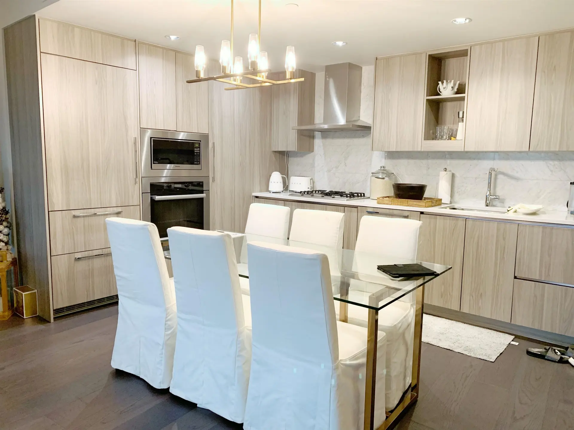 #2620 89 Nelson Street - Image 3