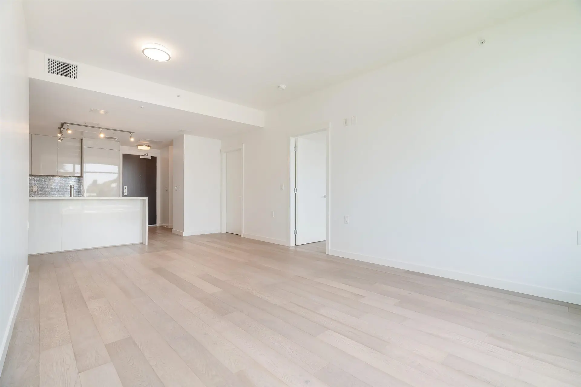 Property at #403 4171 CAMBIE STREET, Vancouver, BC