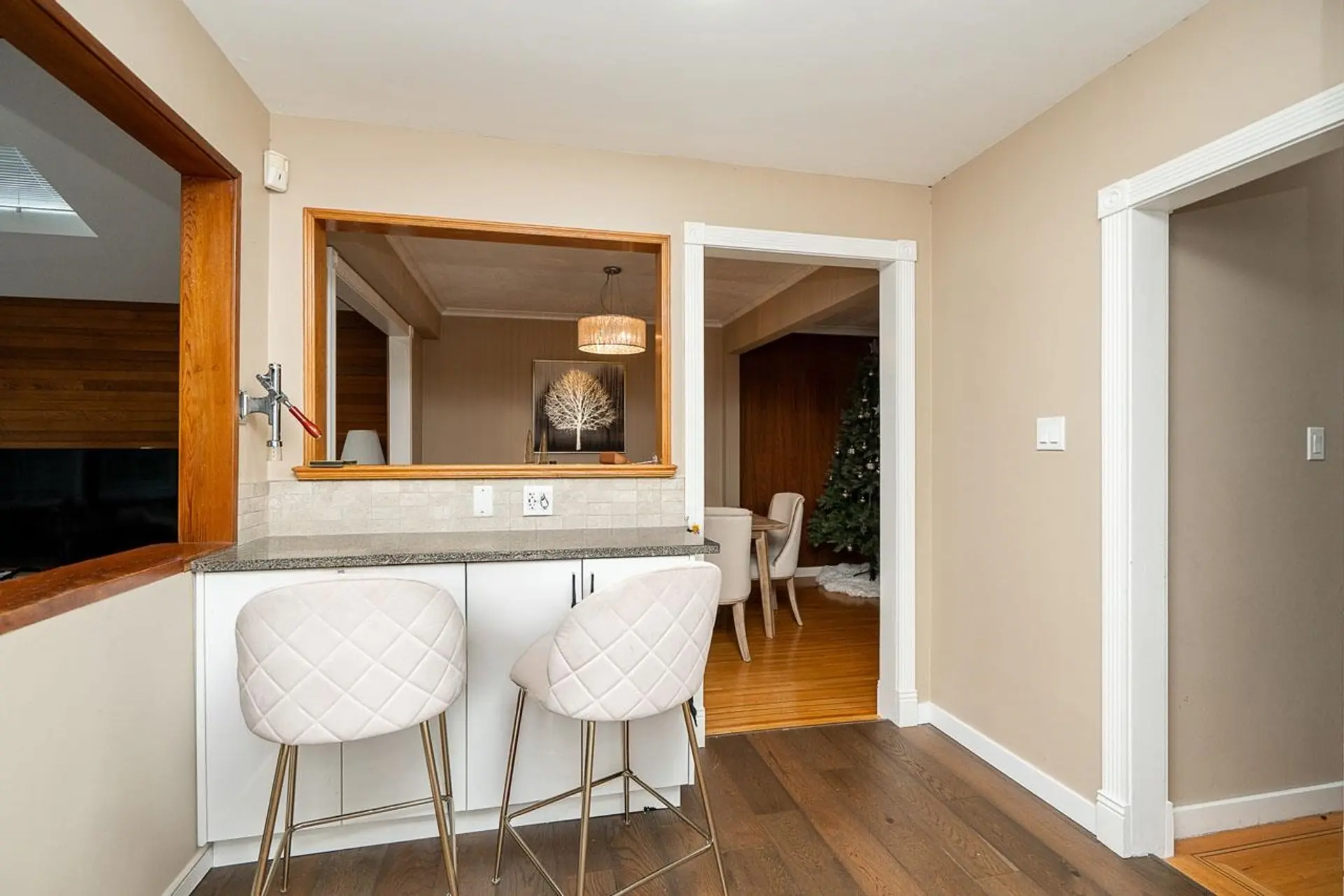 6560 Winch Street - Image 6