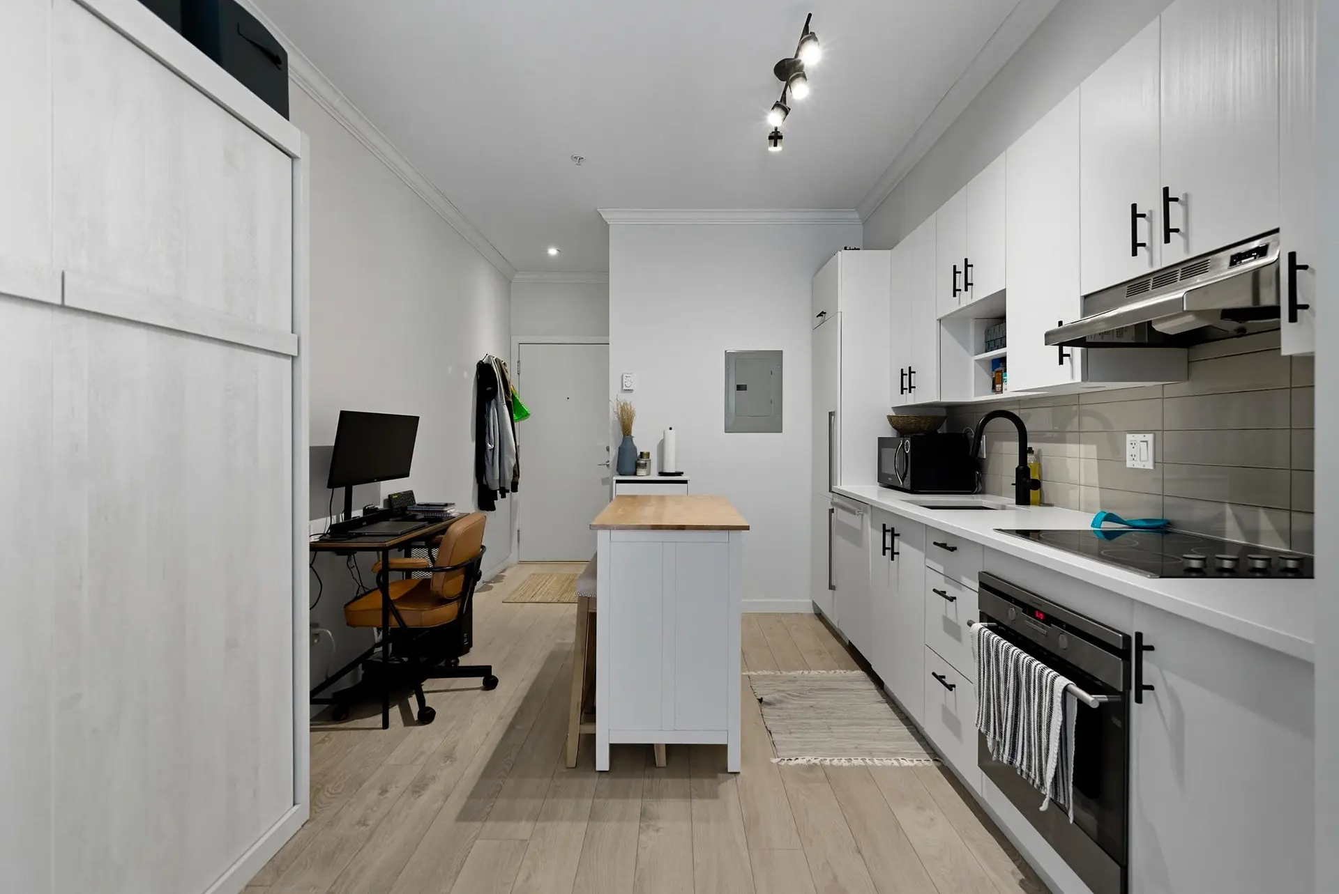 Property at #209 13678 GROSVENOR ROAD, Surrey, BC