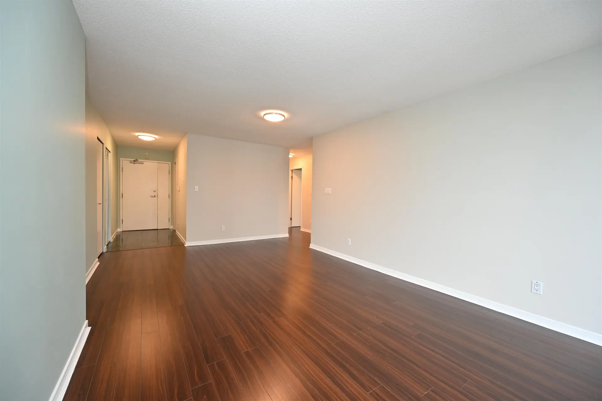 #2002 1201 Marinaside Crescent - Image 7