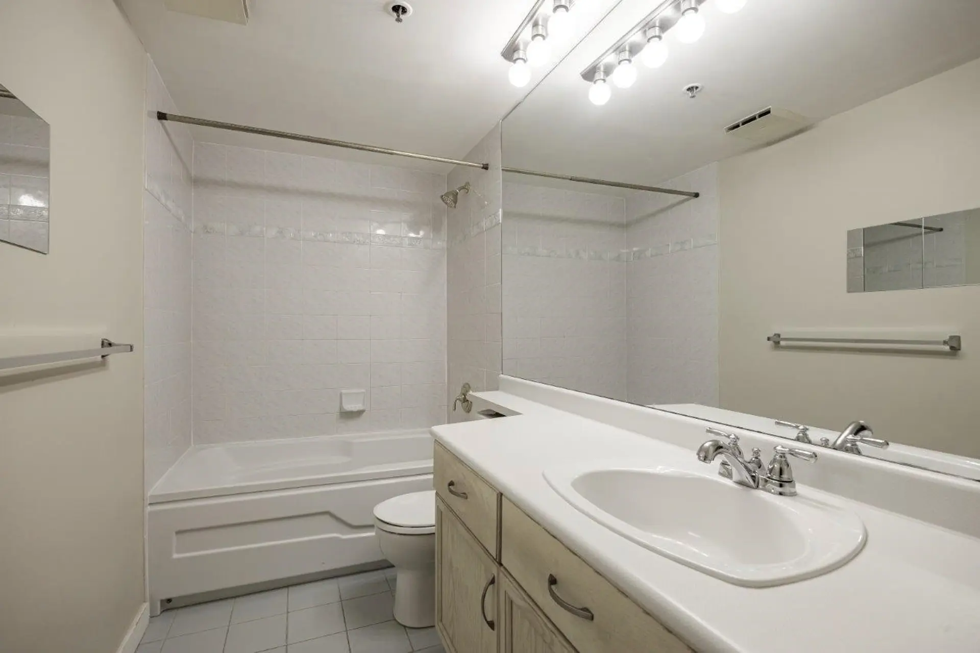 Property at #903 738 FARROW STREET, Coquitlam, BC