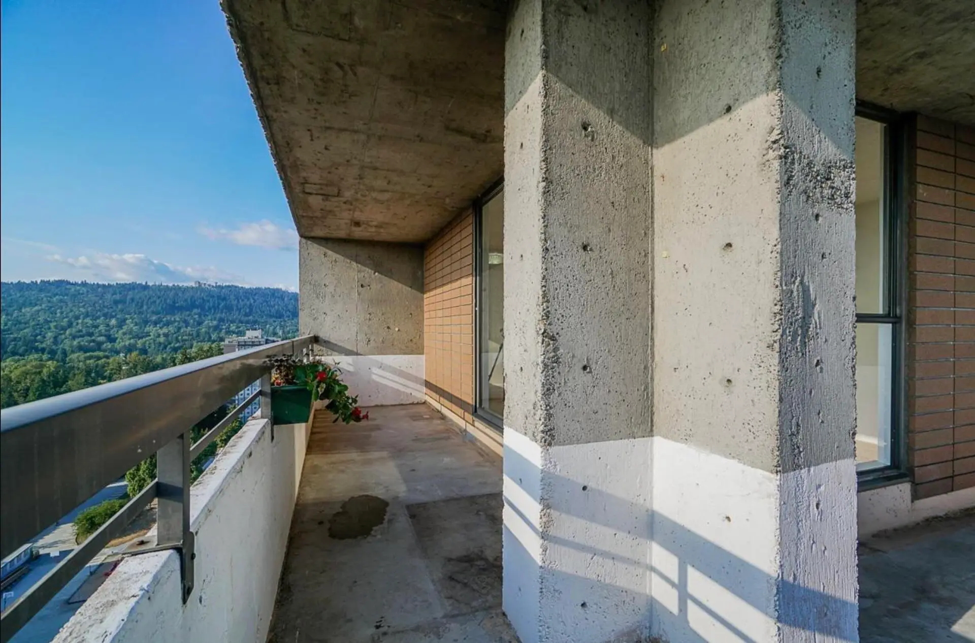 #2603 3755 Bartlett Court - Image 8