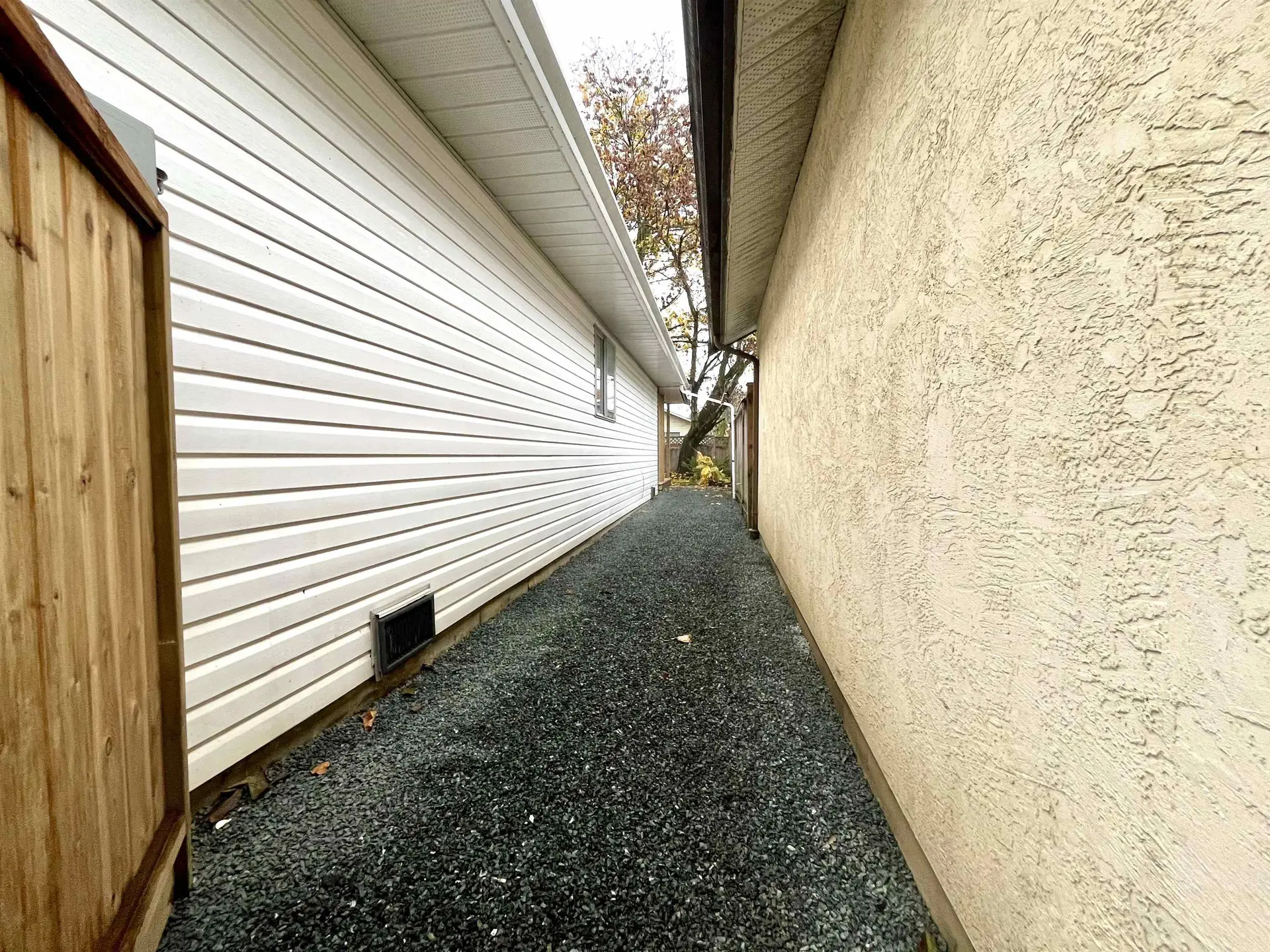 8579 McCutcheon Avenue - Image 2