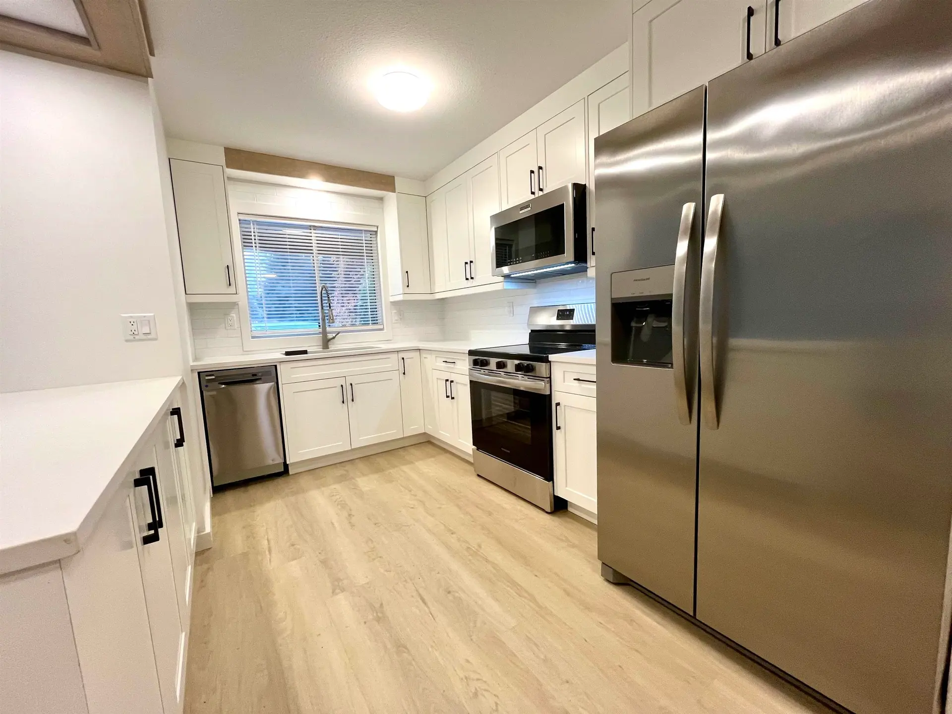 8579 McCutcheon Avenue - Image 15