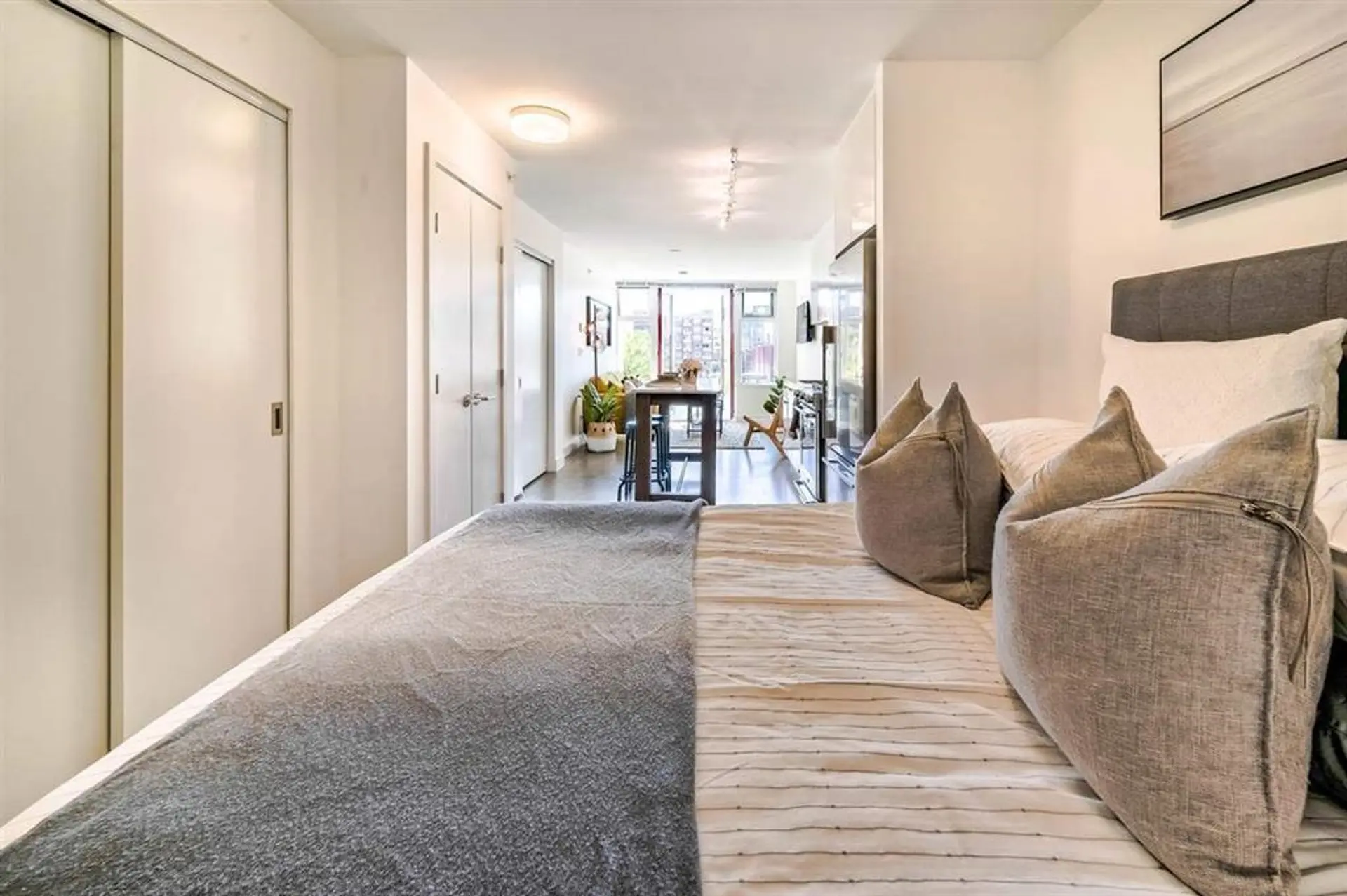#404 231 E Pender Street - Image 12