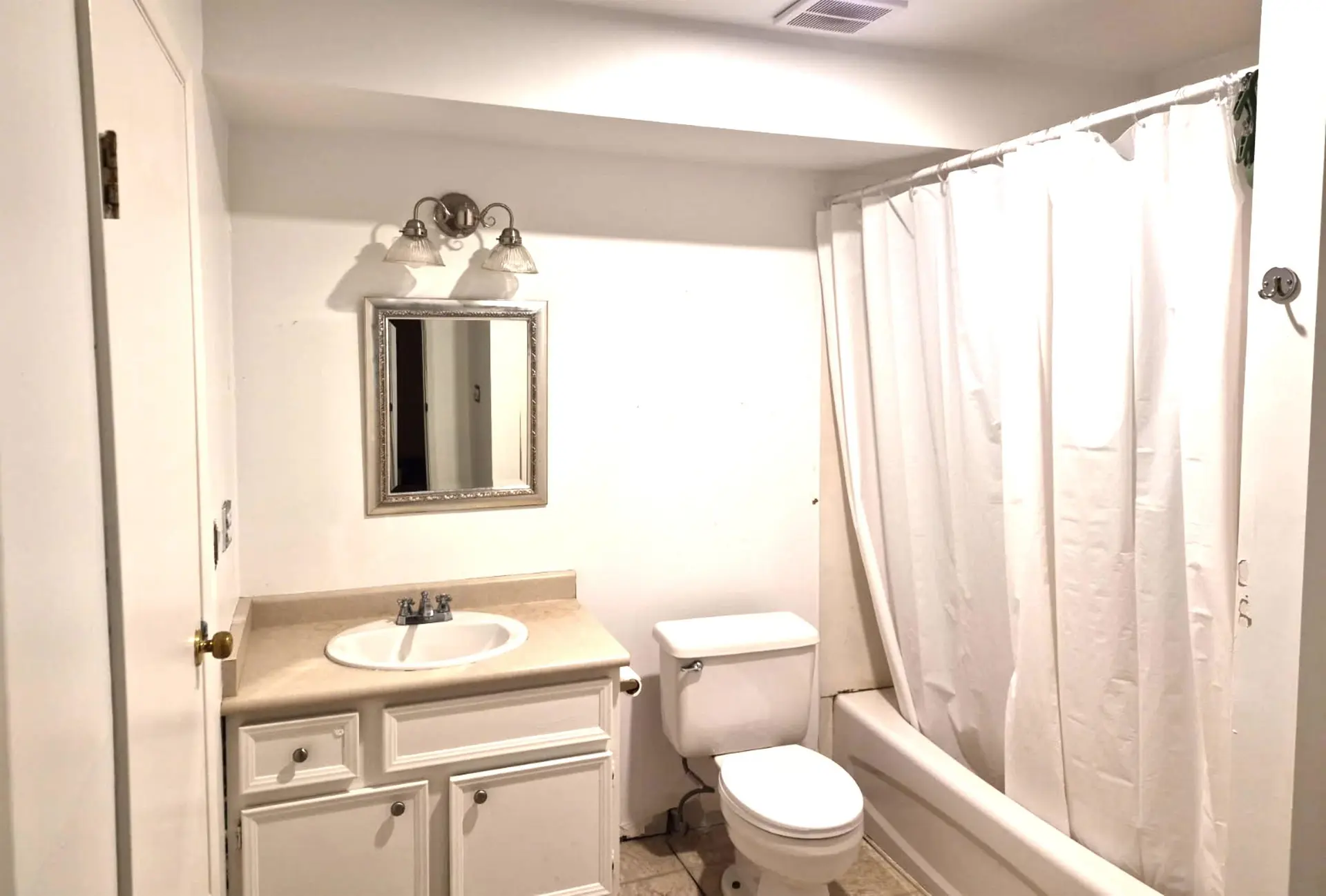 Property at #126 32850 GEORGE FERGUSON WAY, Abbotsford, BC