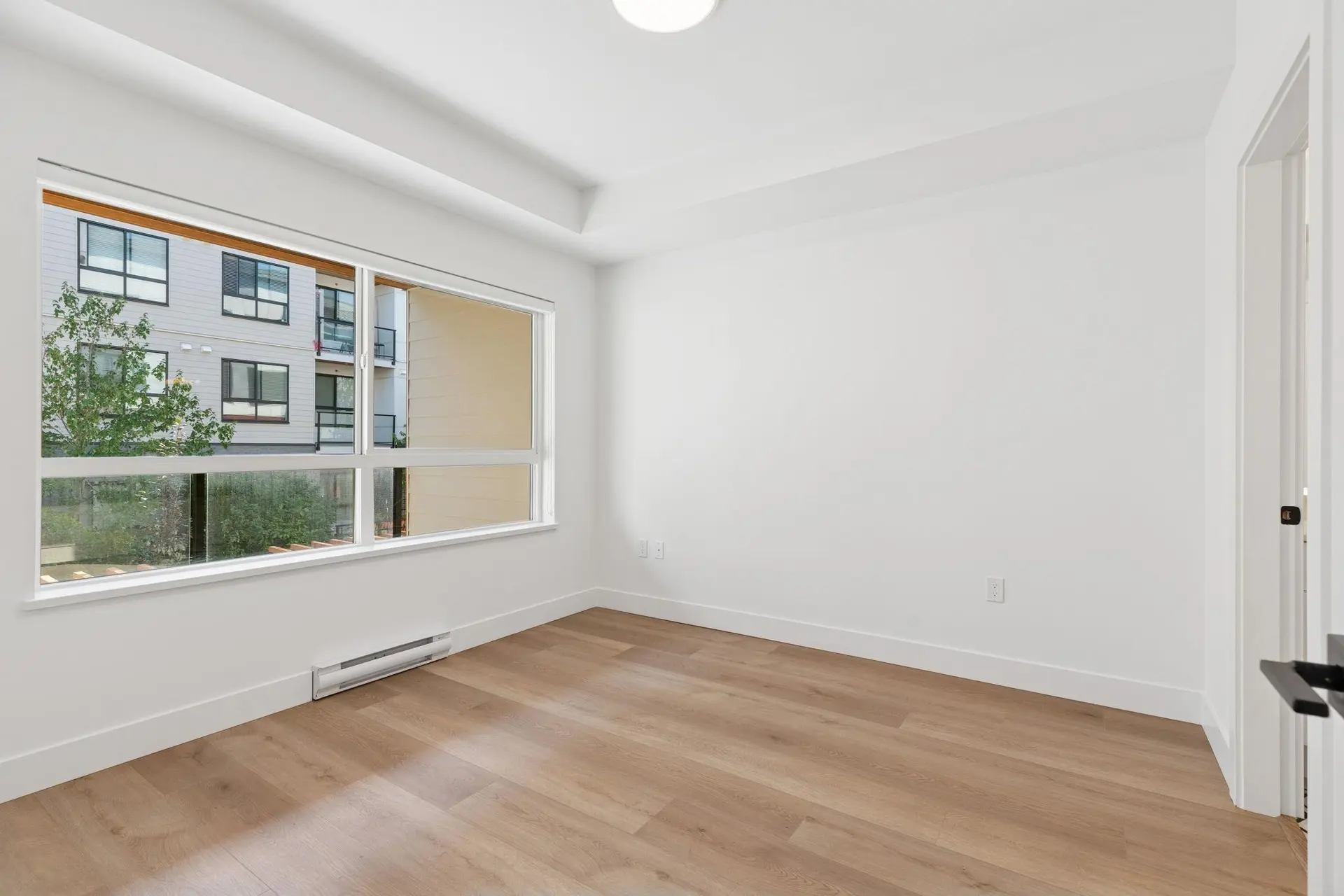 #206 20286 72b Avenue - Image 9