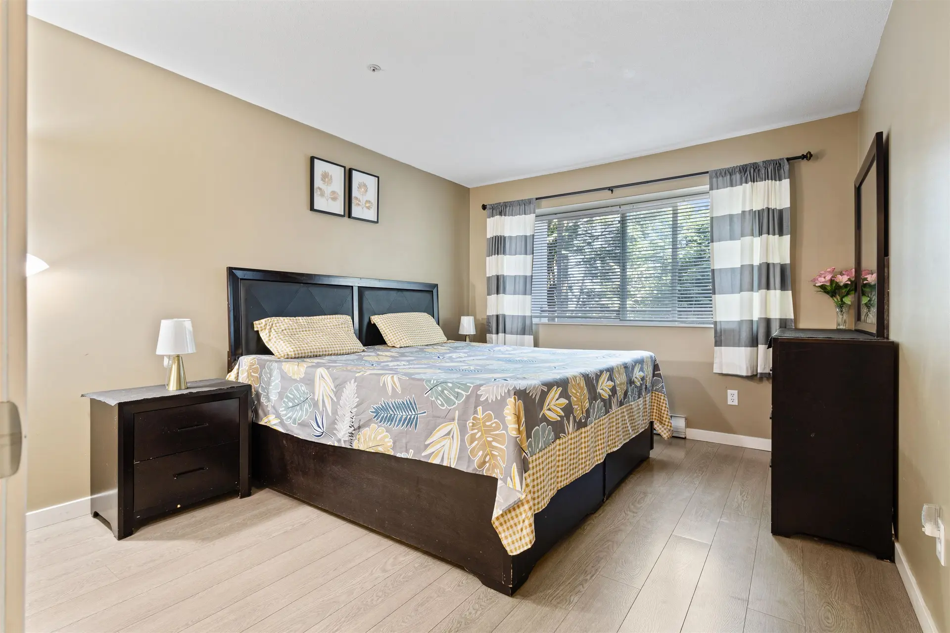 #206 2526 Lakeview Crescent - Image 3