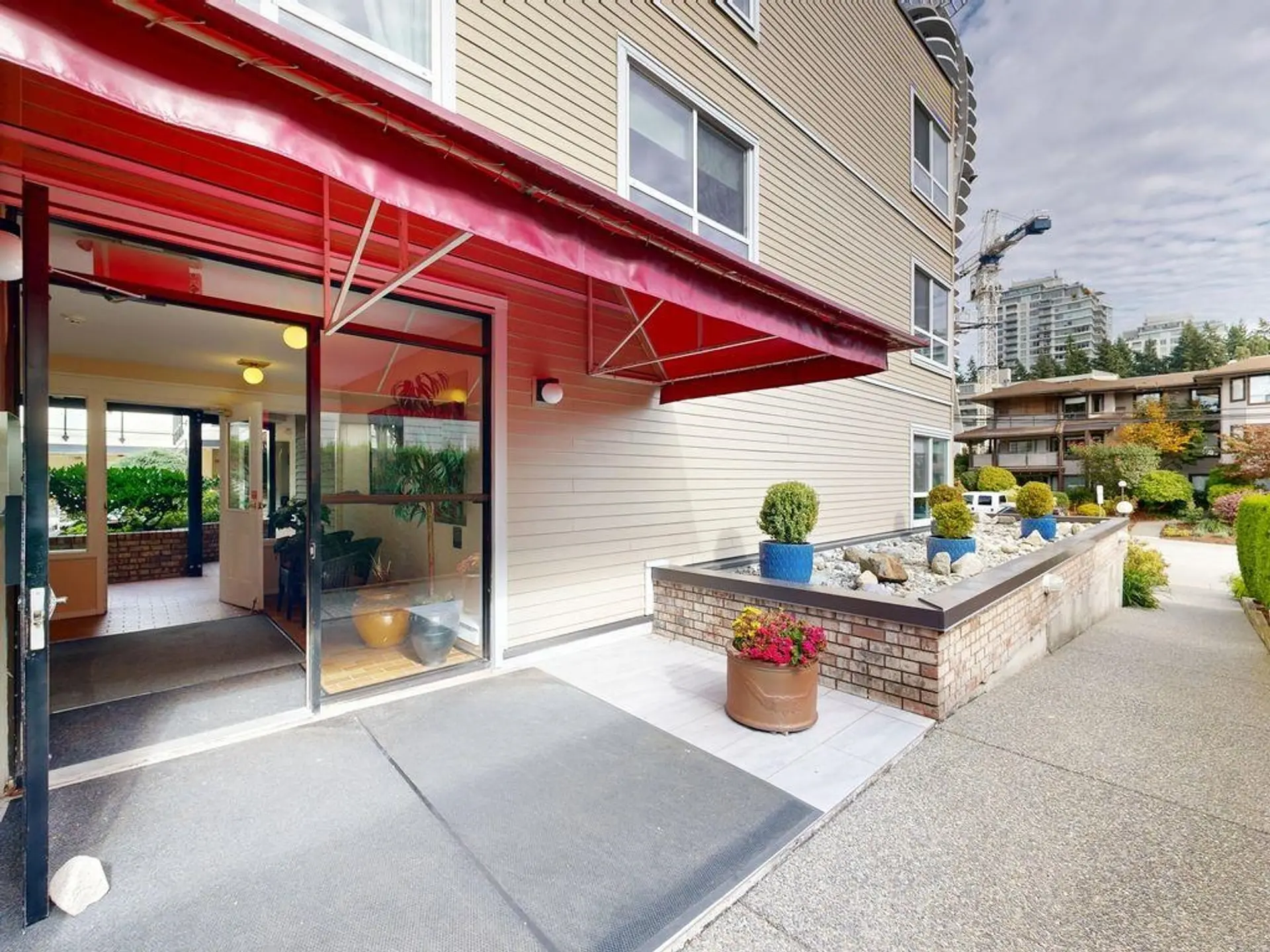 #106 1467 Martin Street - Image 16