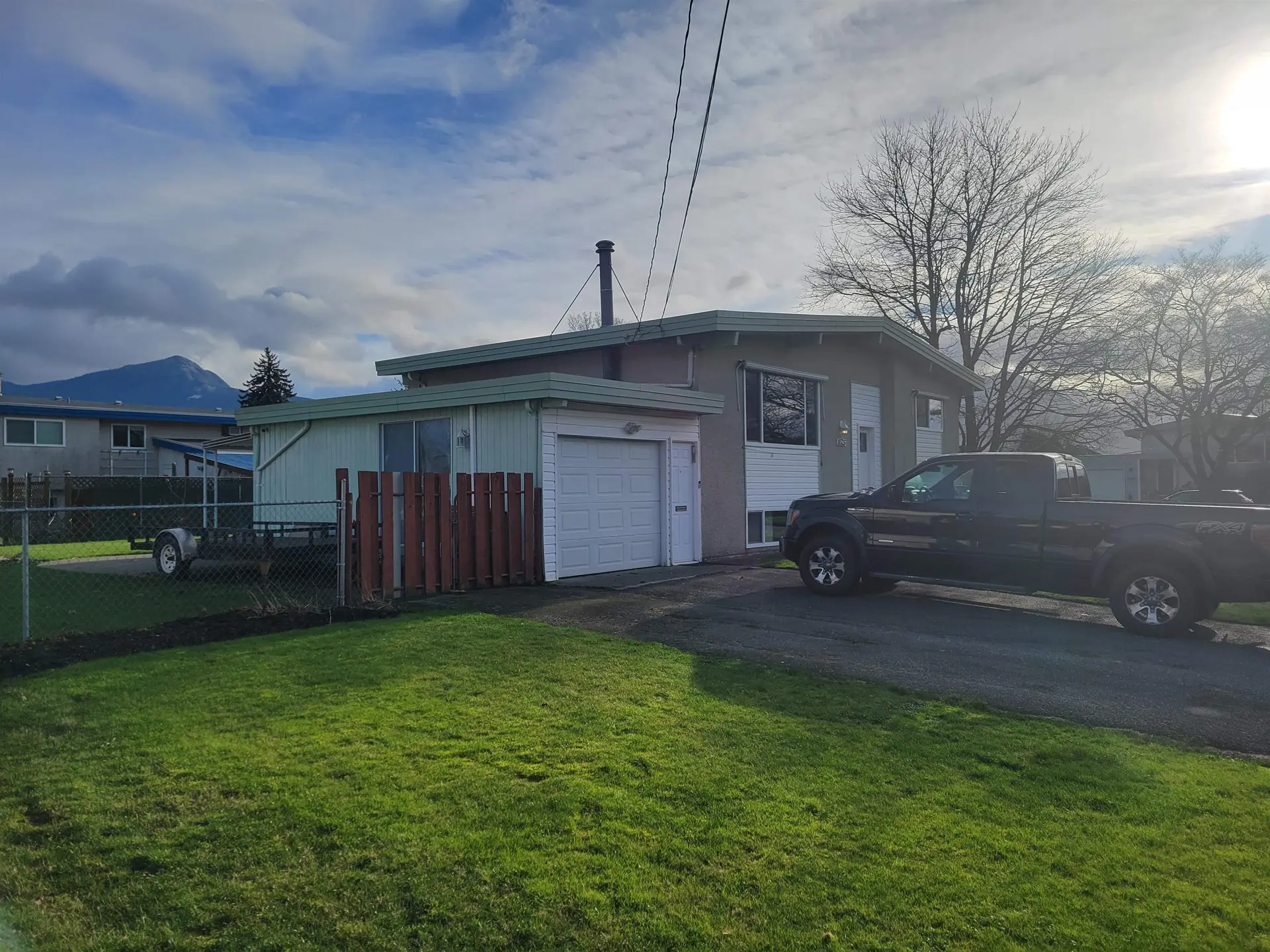 Property at 8525 HOWARD CRESCENT, Chilliwack, BC