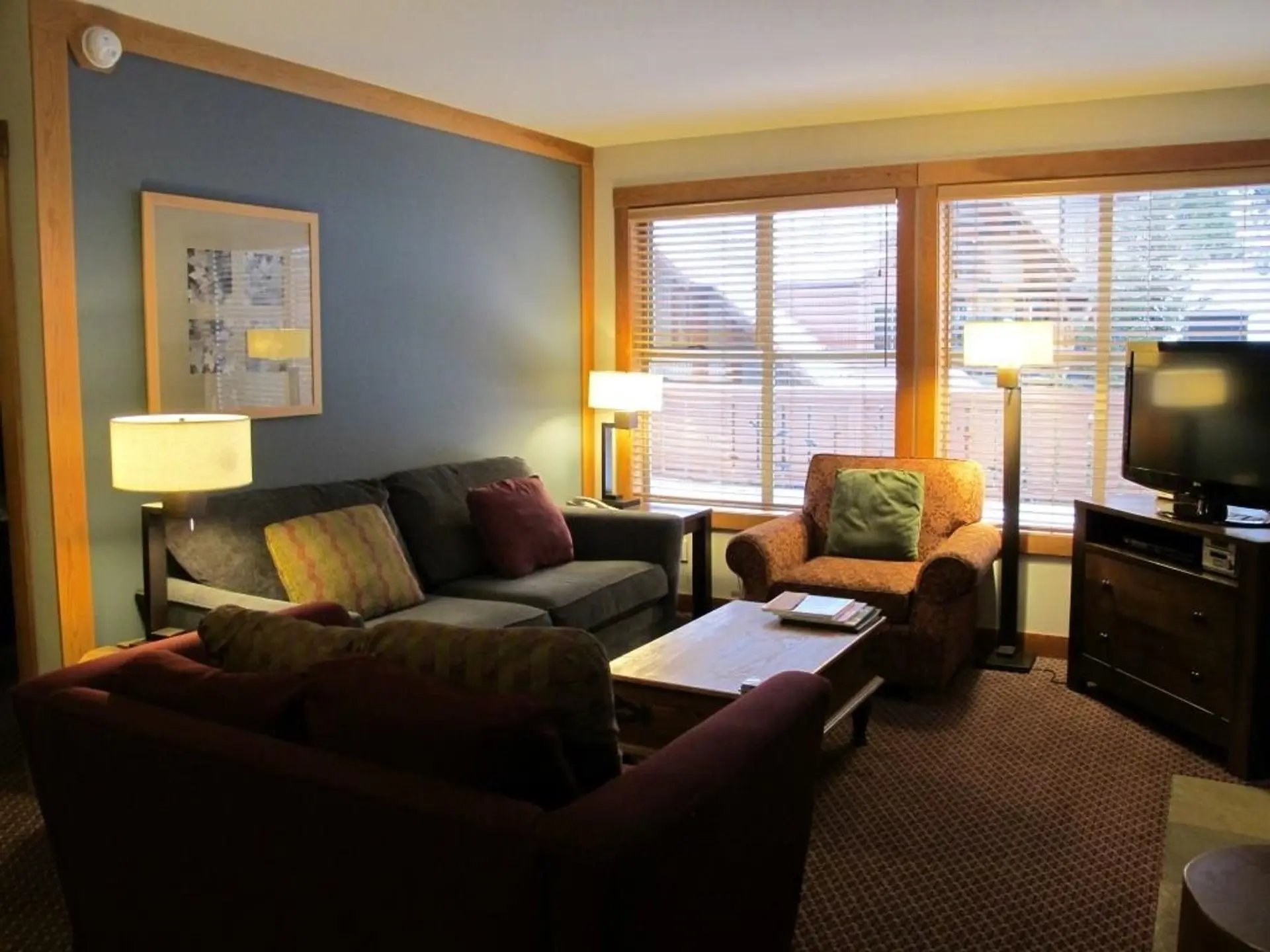 #201D 2036 London Lane - Image 4