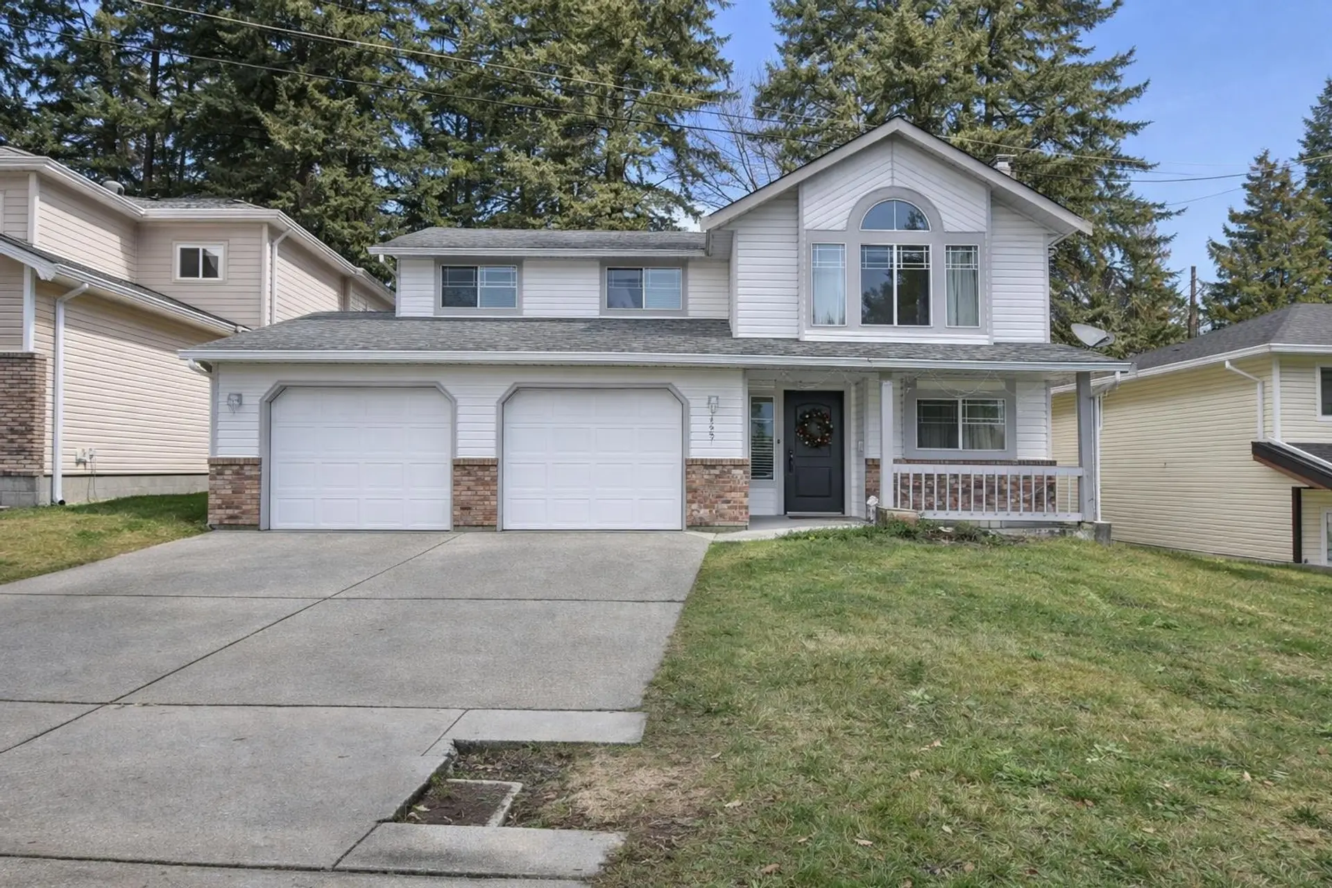Property at 15971 101a Avenue, Surrey, BC