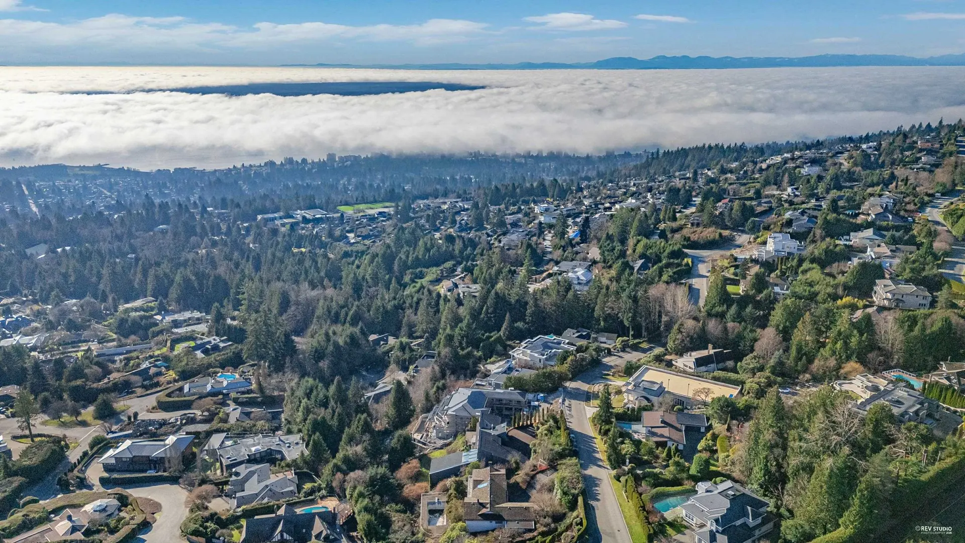 Property at 1318 CRESTWELL ROAD, West Vancouver, BC