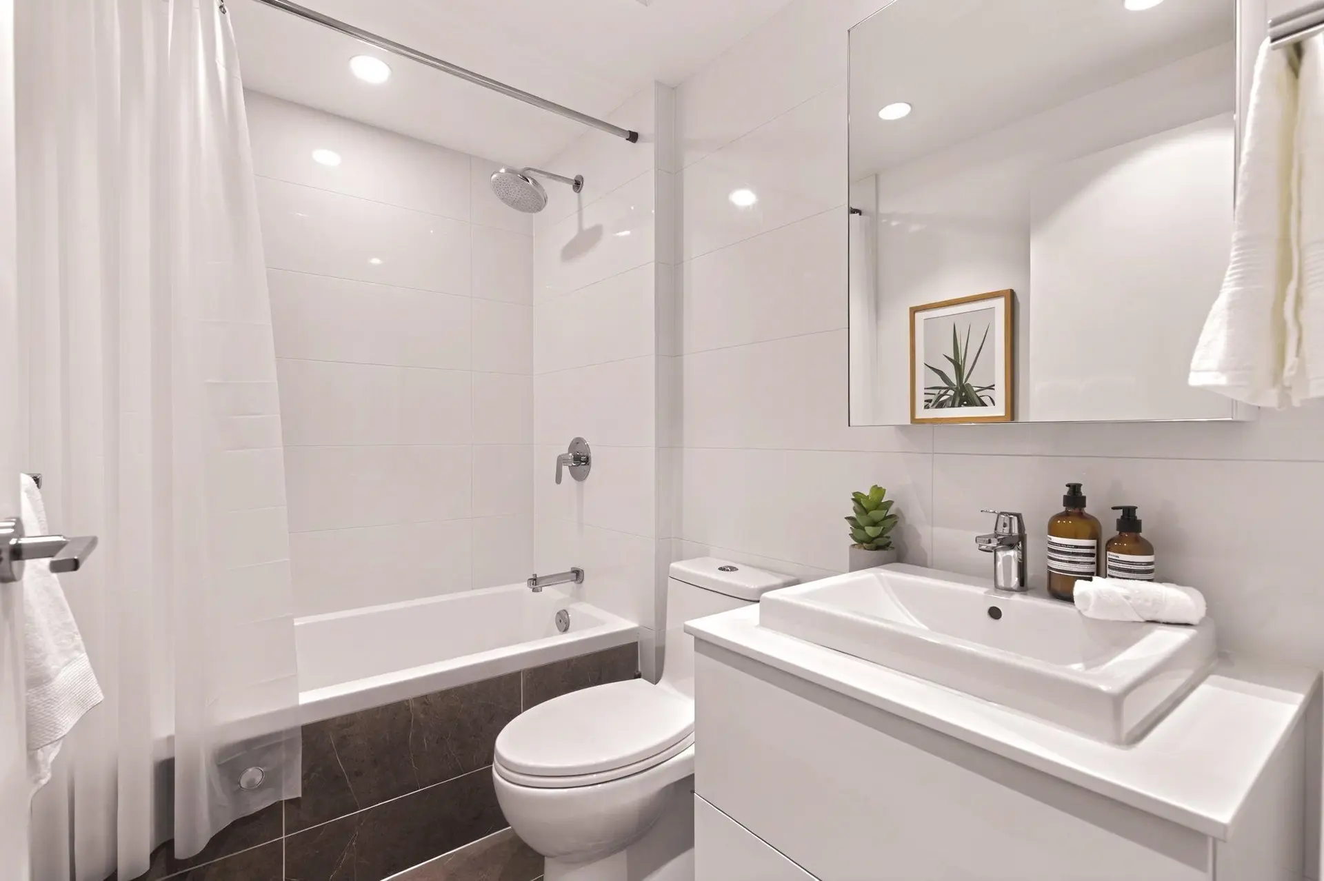 Property at #1401 1675 LIONS GATE, North Vancouver, BC