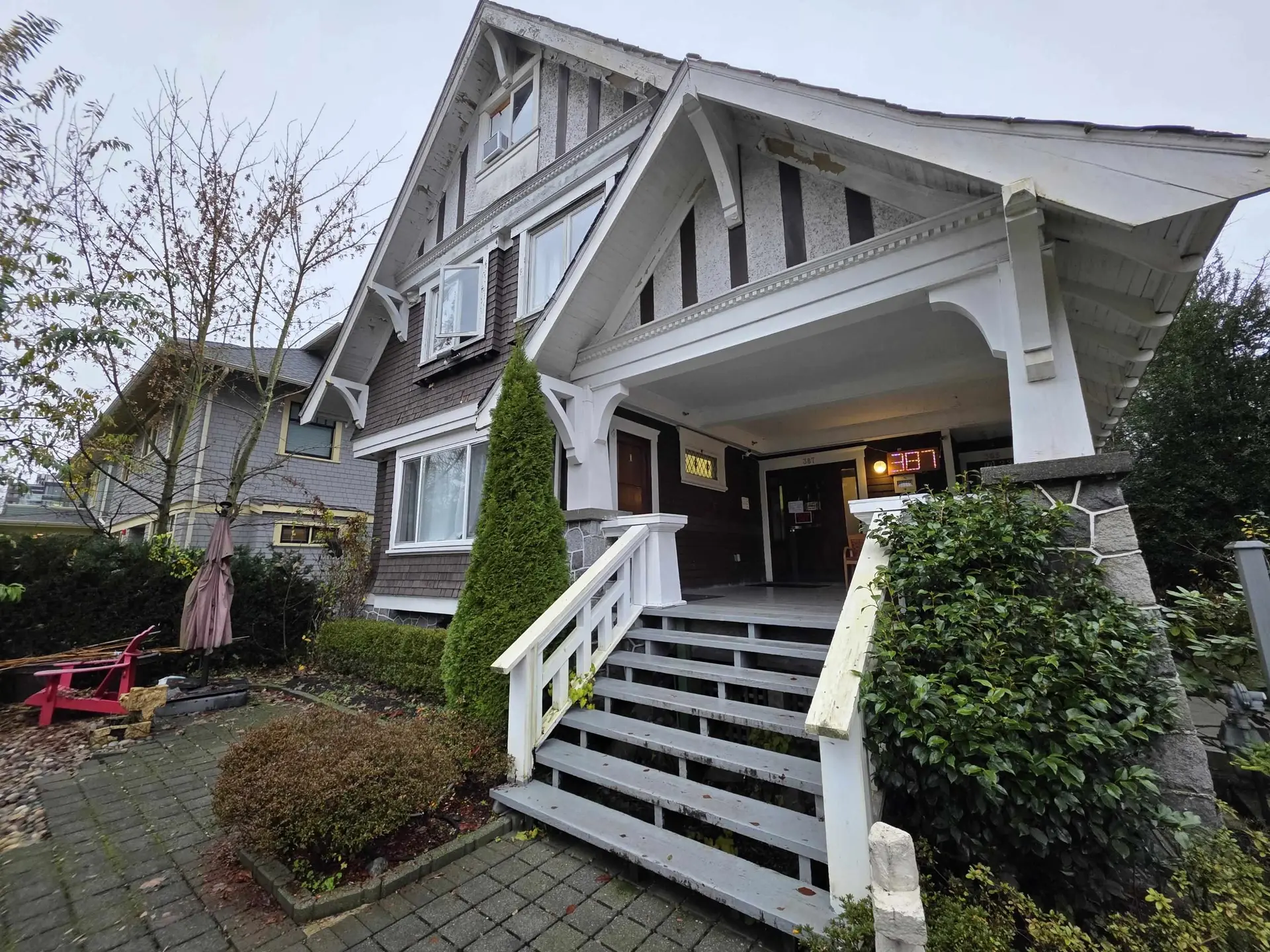 Property at 387 W 13TH AVENUE, Vancouver, BC