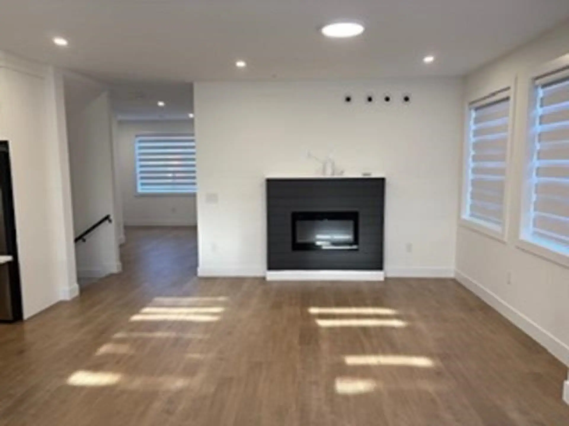 #24 32970 Tunbridge Avenue - Image 9