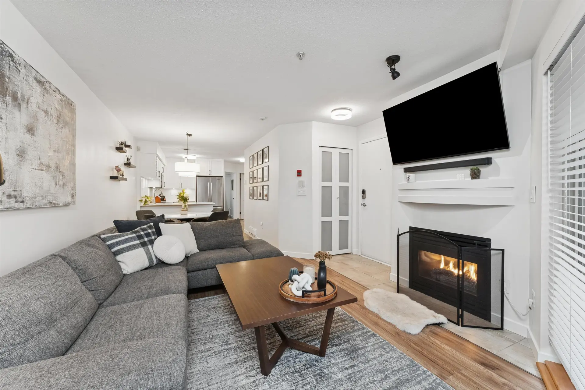 #C3 332 Lonsdale Avenue - Image 6