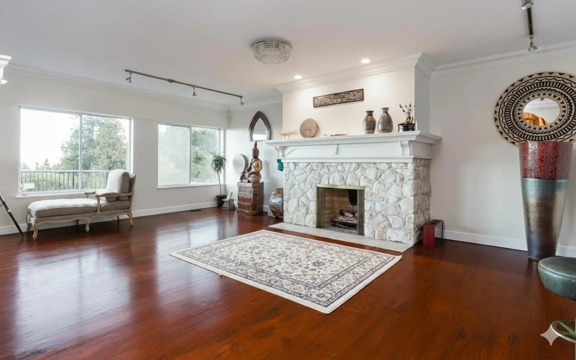 Property at 2585 WESTHILL WAY, West Vancouver, BC