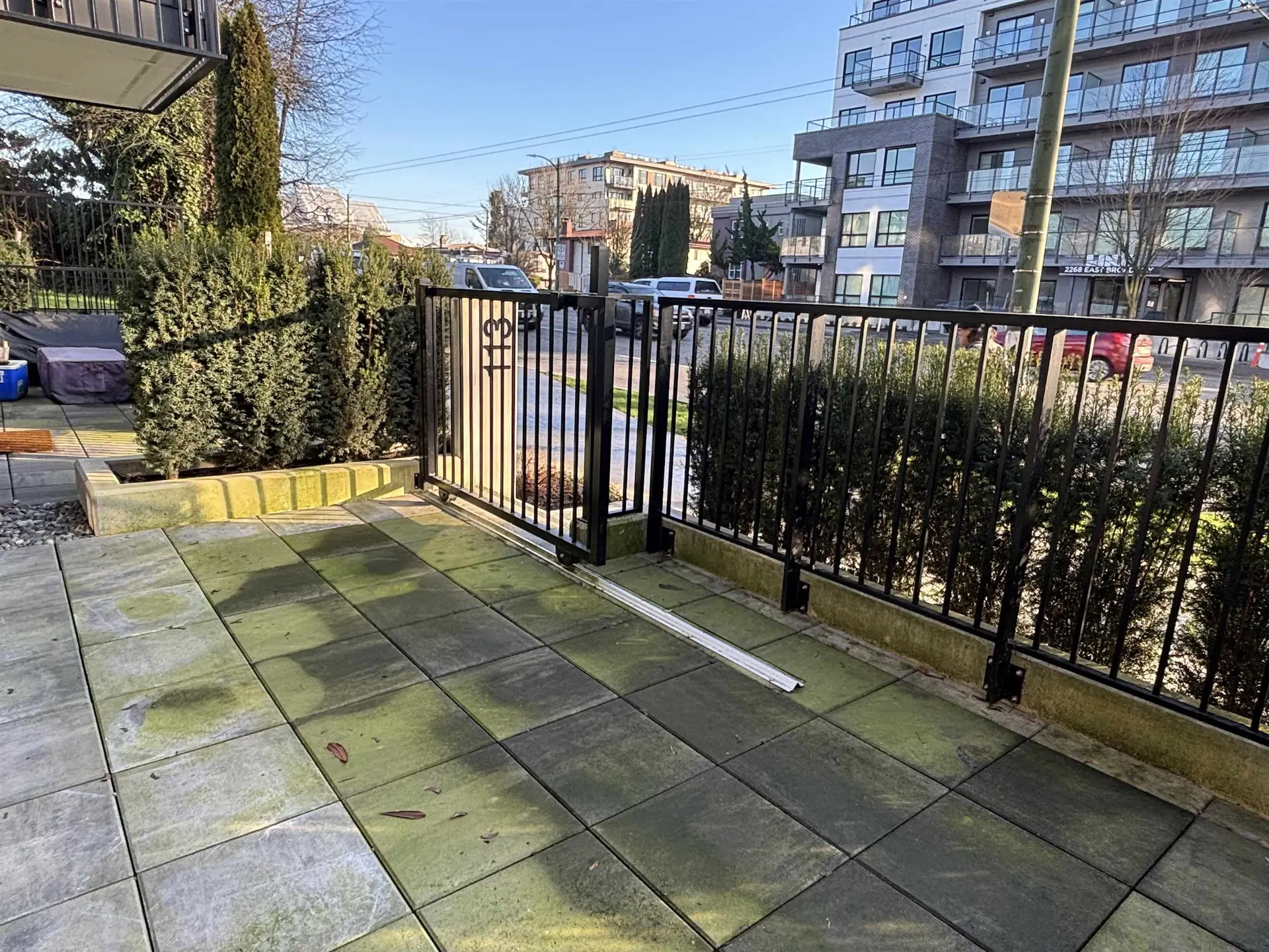 #113 2235 E Broadway - Image 11