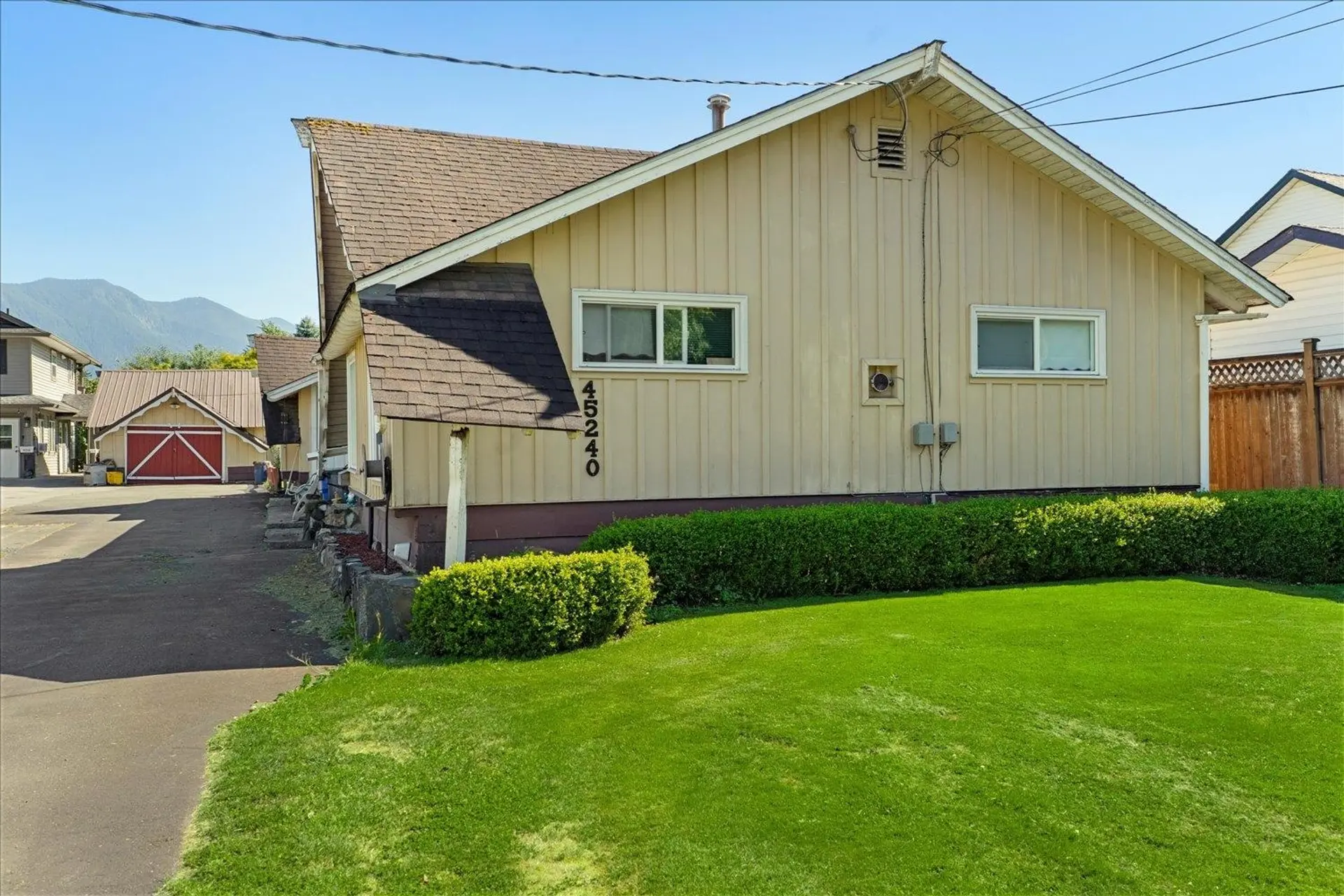 Property at 45240 SOUTH SUMAS ROAD, Chilliwack, BC