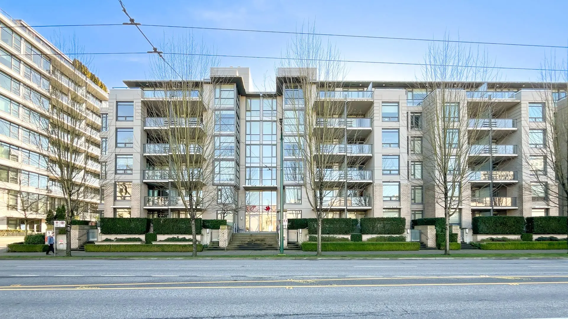 #303 750 W 12th Avenue - Image 1