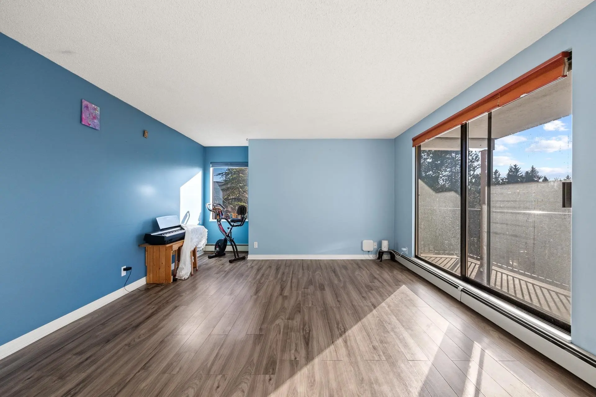 Property at #301 1760 SOUTHMERE CRESCENT, Surrey, BC