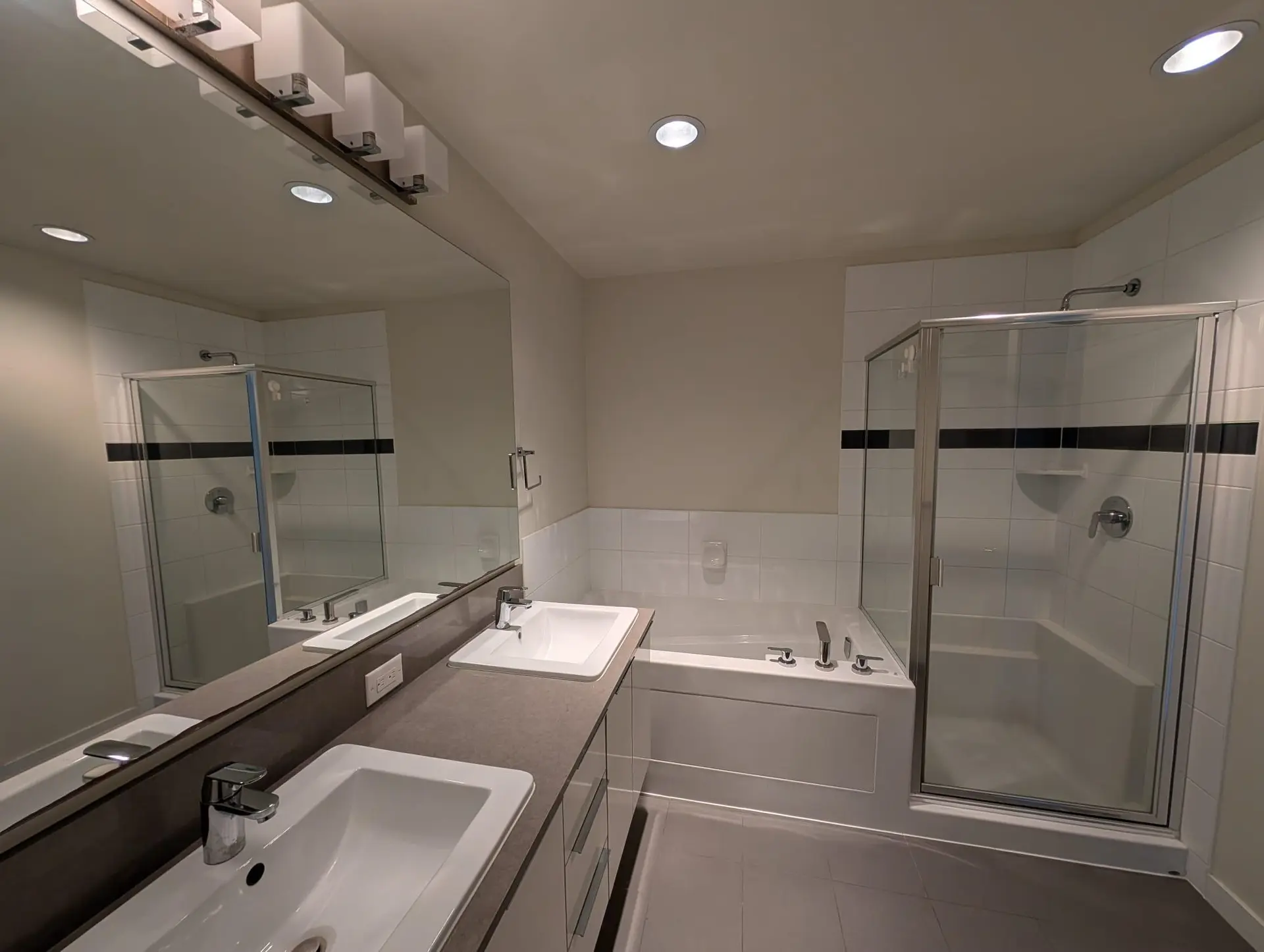 Property at #103 1152 WINDSOR MEWS, Coquitlam, BC