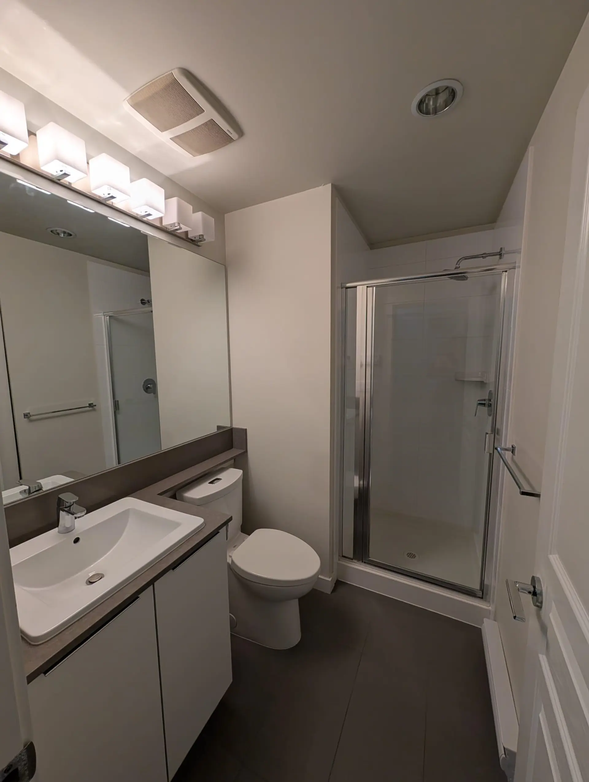 Property at #103 1152 WINDSOR MEWS, Coquitlam, BC