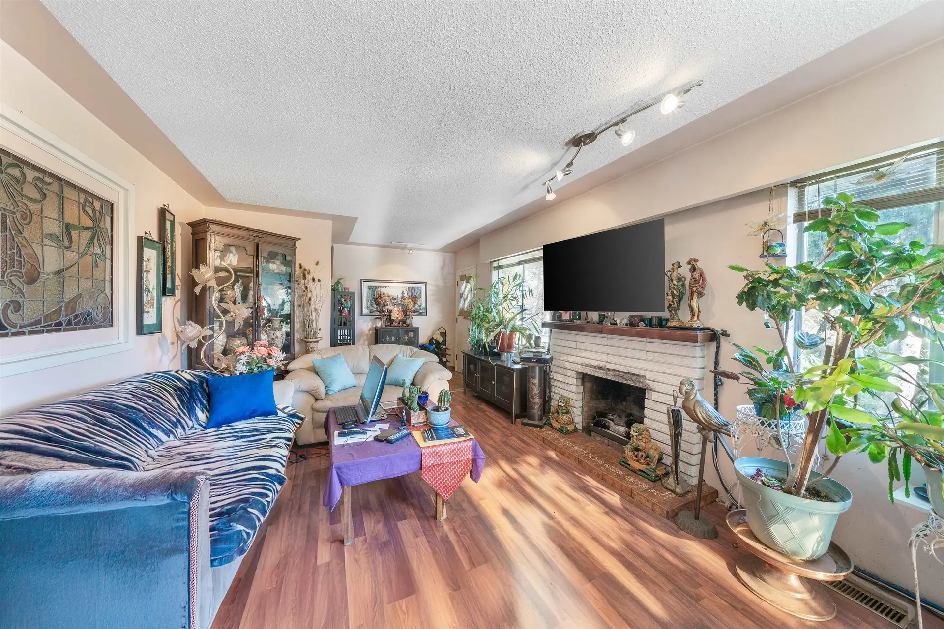 2285 Viewlynn Drive - Image 2